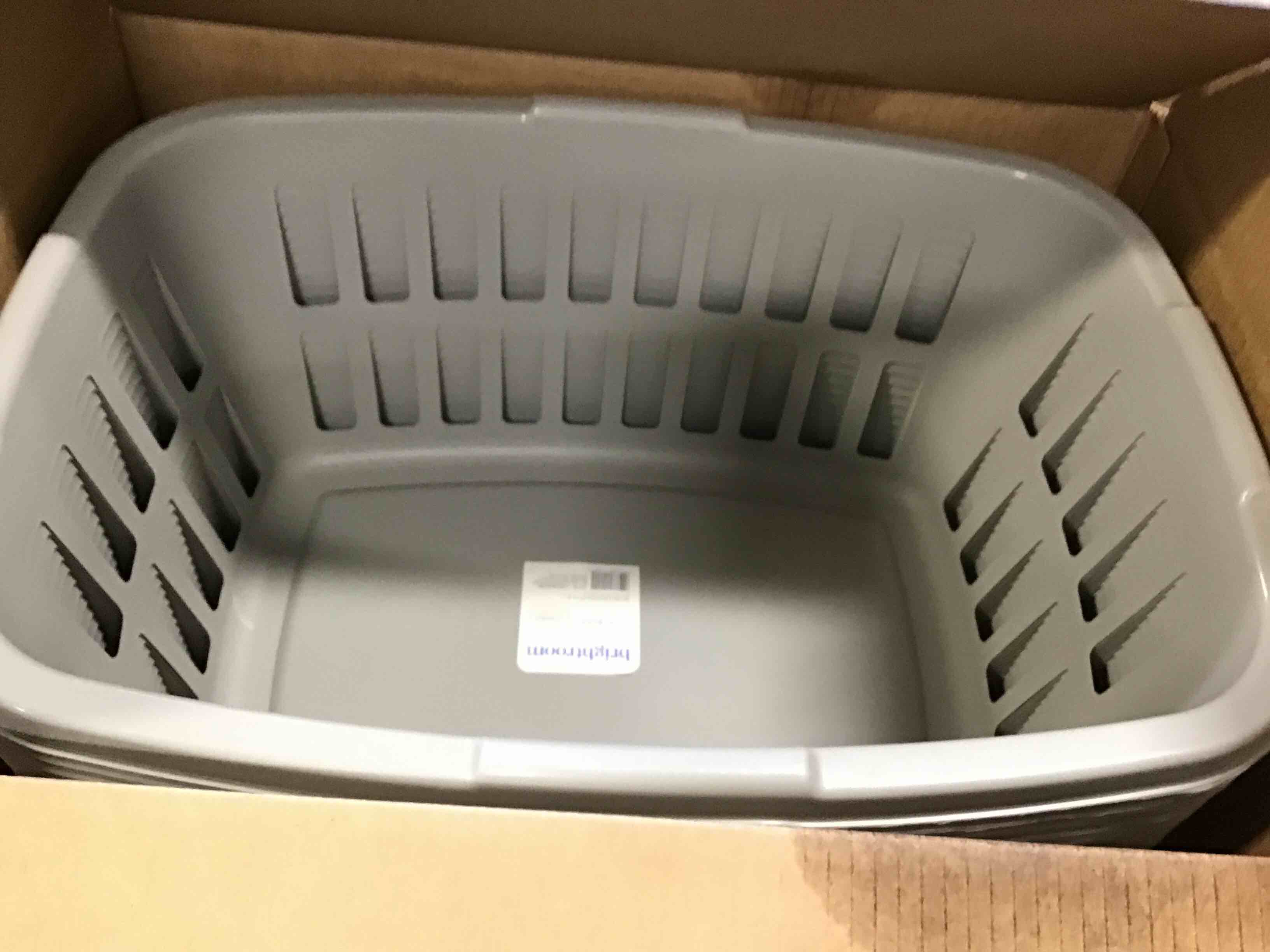 https://s3.amazonaws.com/lotting-images-prod/bidfta/GRN5866113_1706967267433.jpeg
