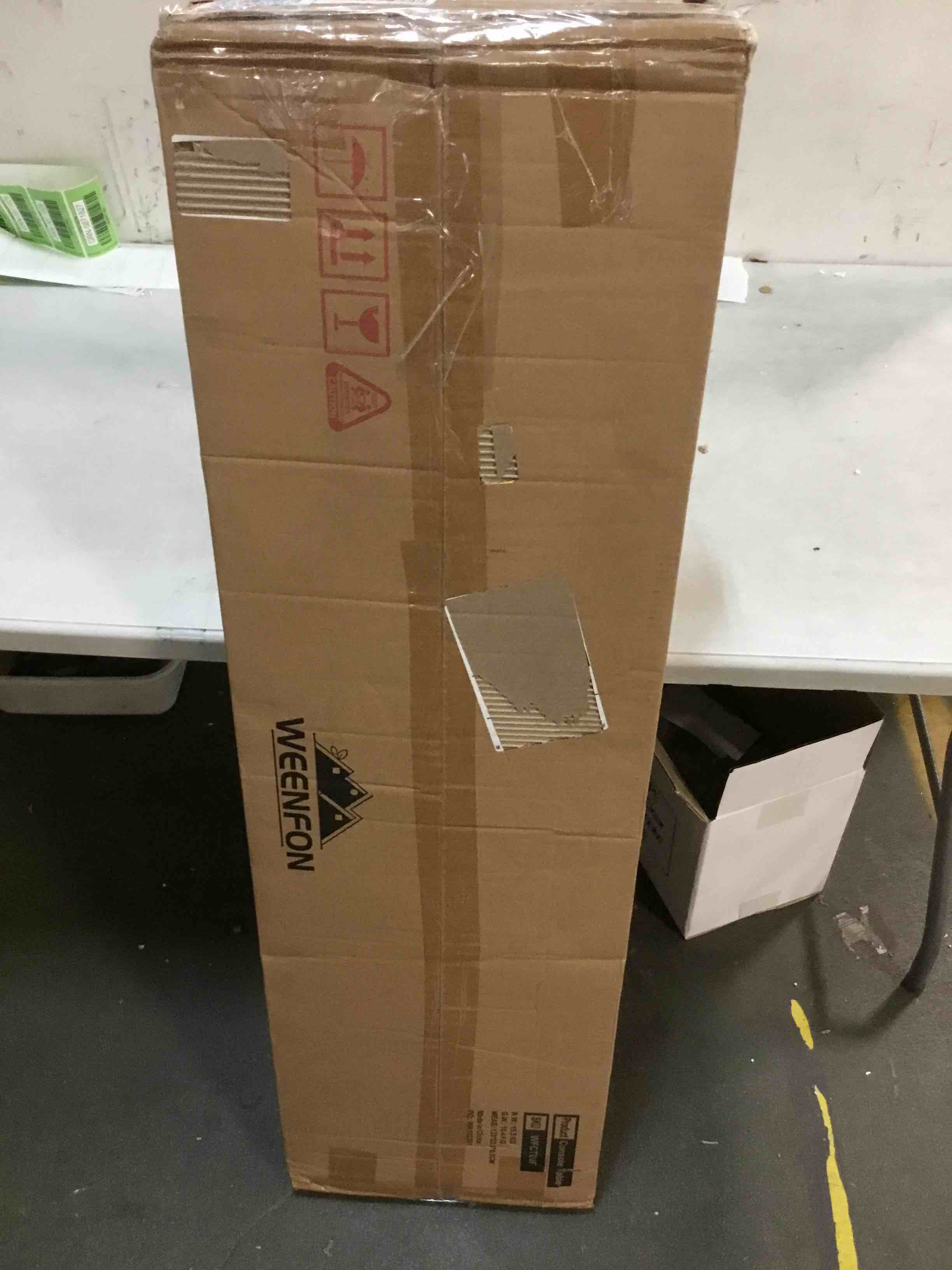 https://s3.amazonaws.com/lotting-images-prod/bidfta/GRN5871787_1706282631477.jpeg