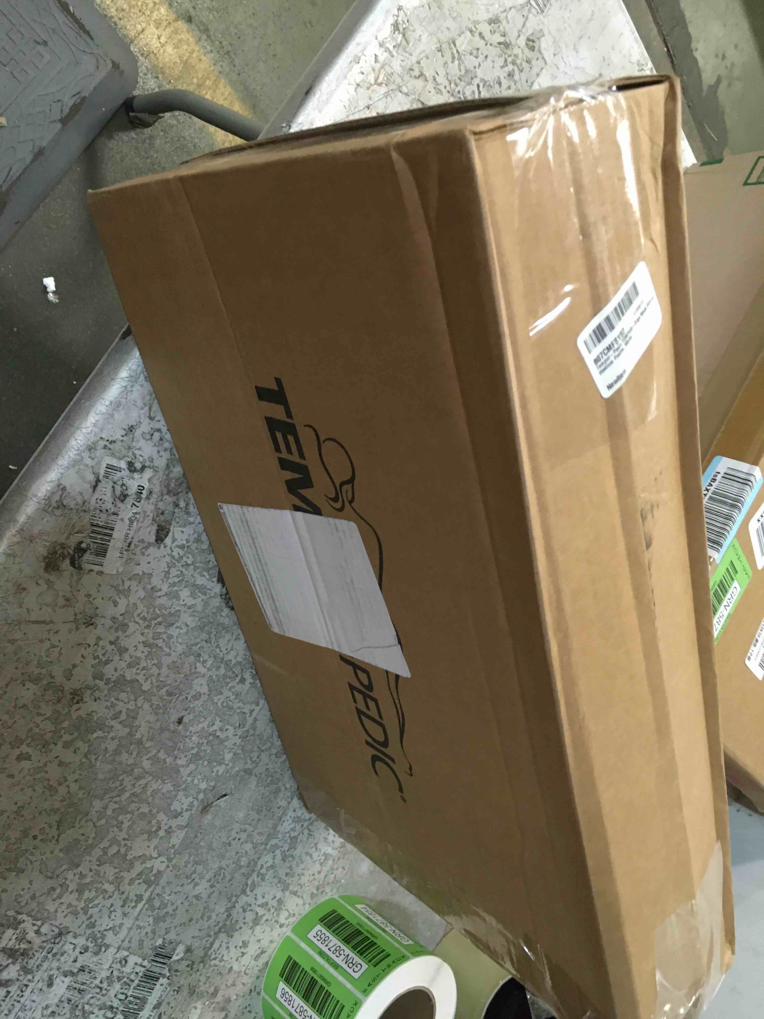https://s3.amazonaws.com/lotting-images-prod/bidfta/GRN5871846_1706283291244.jpeg