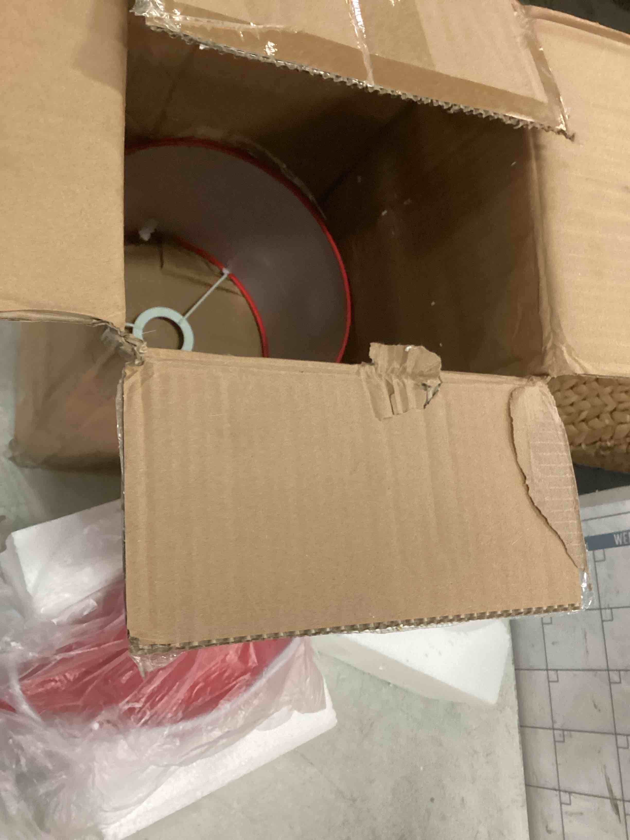 https://s3.amazonaws.com/lotting-images-prod/bidfta/GRN5872055_1706363162969.jpeg