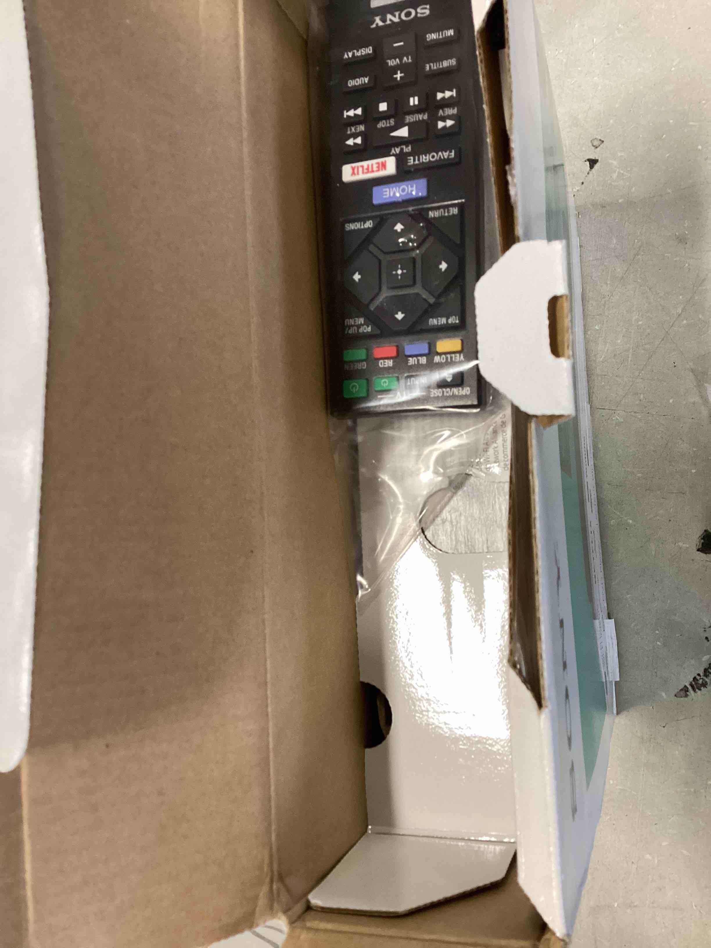 https://s3.amazonaws.com/lotting-images-prod/bidfta/GRN5874420_1707400004592.jpeg