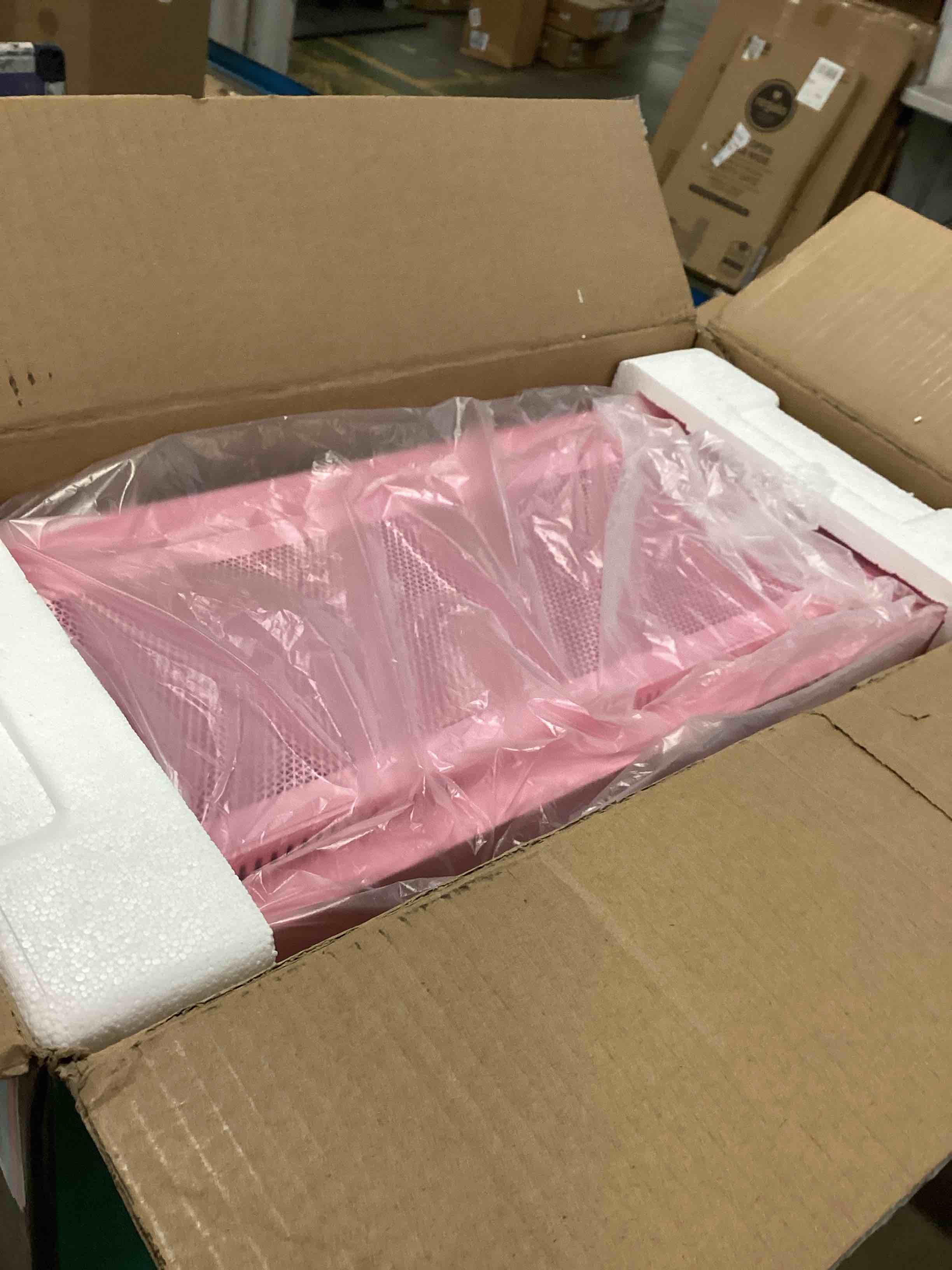 https://s3.amazonaws.com/lotting-images-prod/bidfta/GRN5874919_1706557390429.jpeg