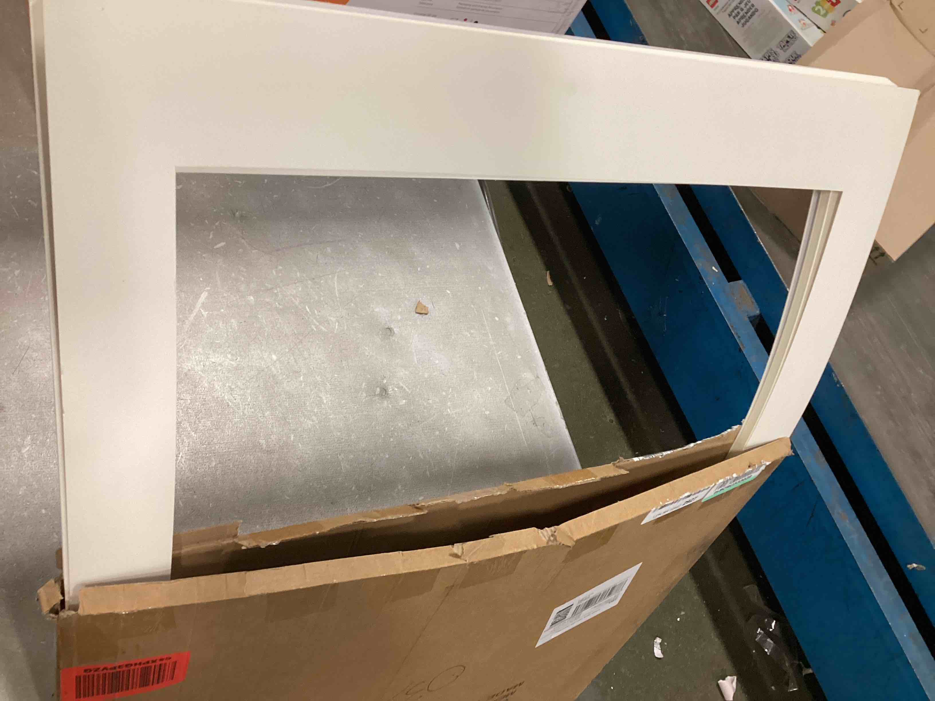 https://s3.amazonaws.com/lotting-images-prod/bidfta/GRN5874958_1706561176213.jpeg