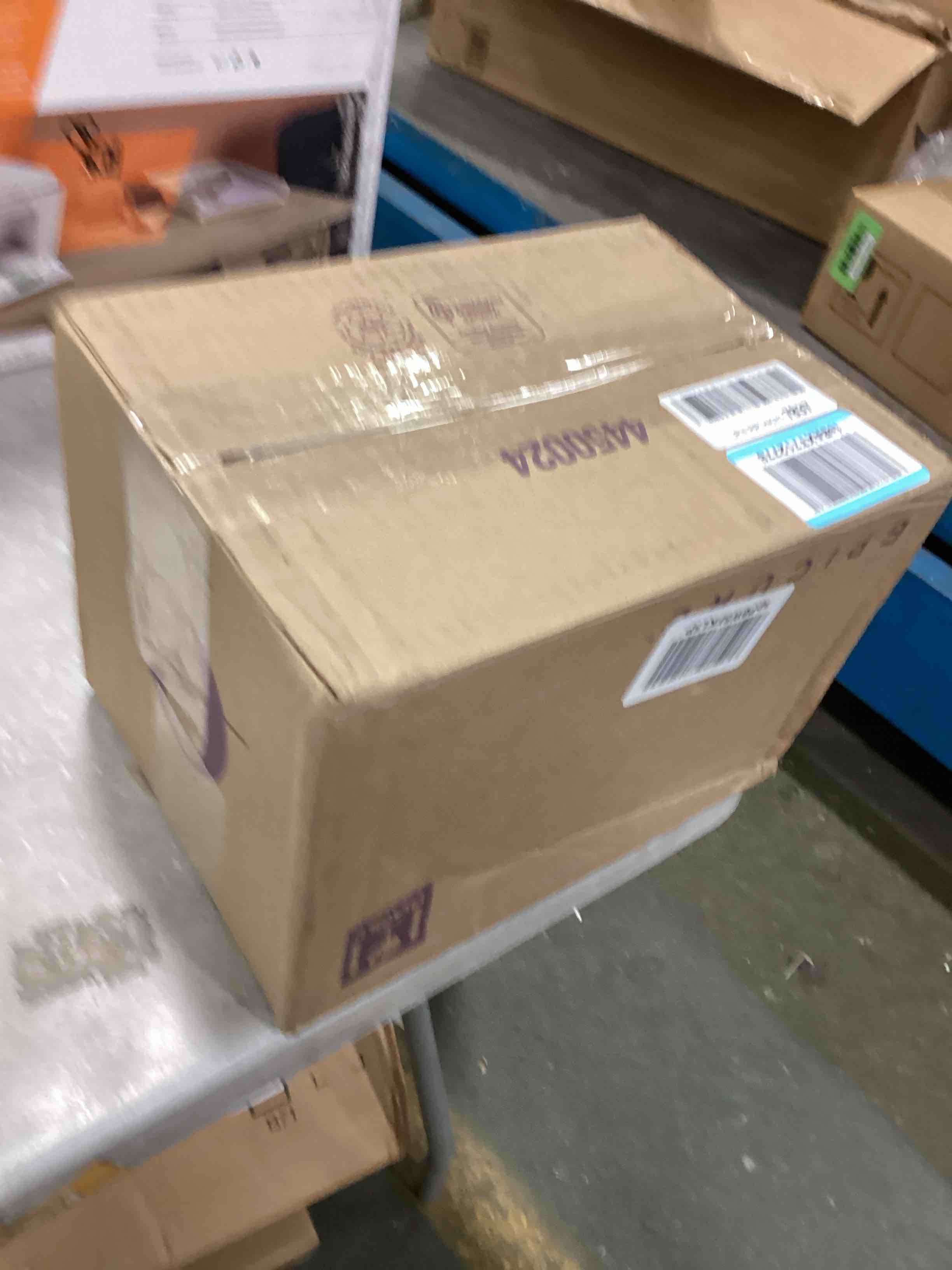 https://s3.amazonaws.com/lotting-images-prod/bidfta/GRN5874962_1706561392458.jpeg