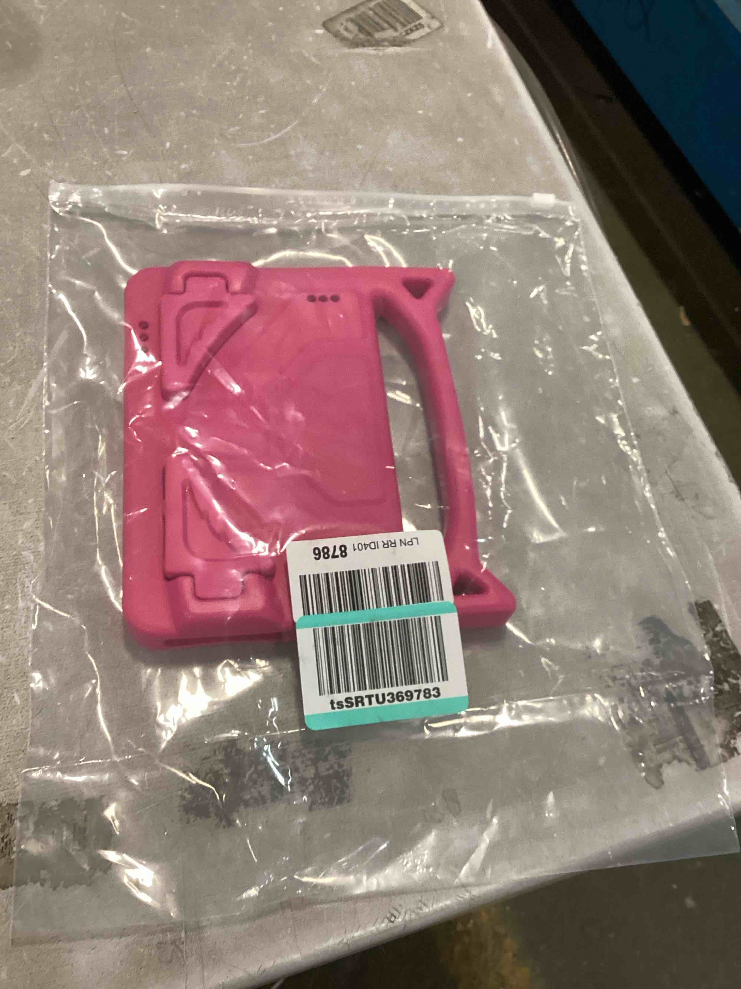 https://s3.amazonaws.com/lotting-images-prod/bidfta/GRN5874989_1706562921193.jpeg