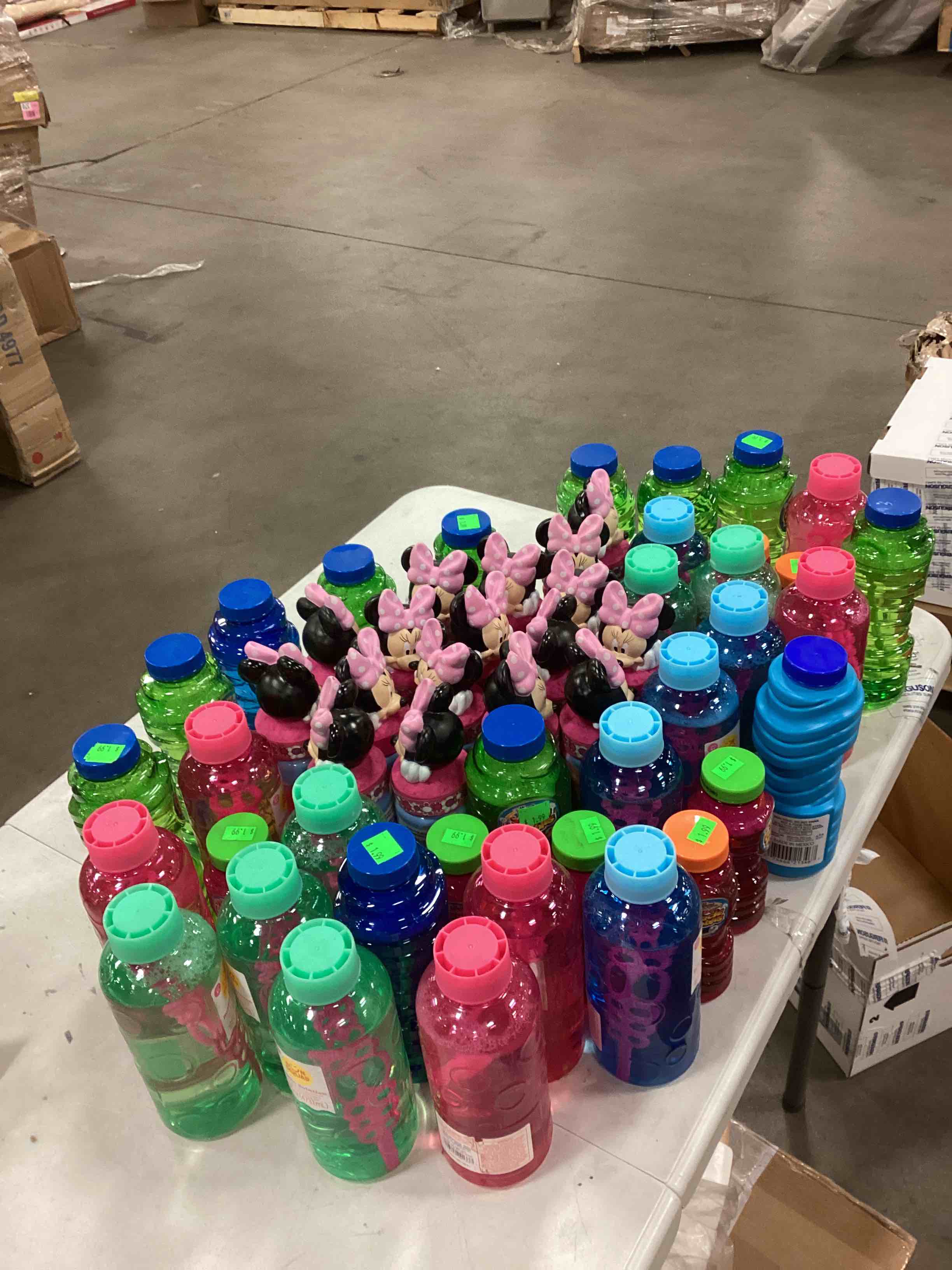 Assorted items of different types of bubbles.