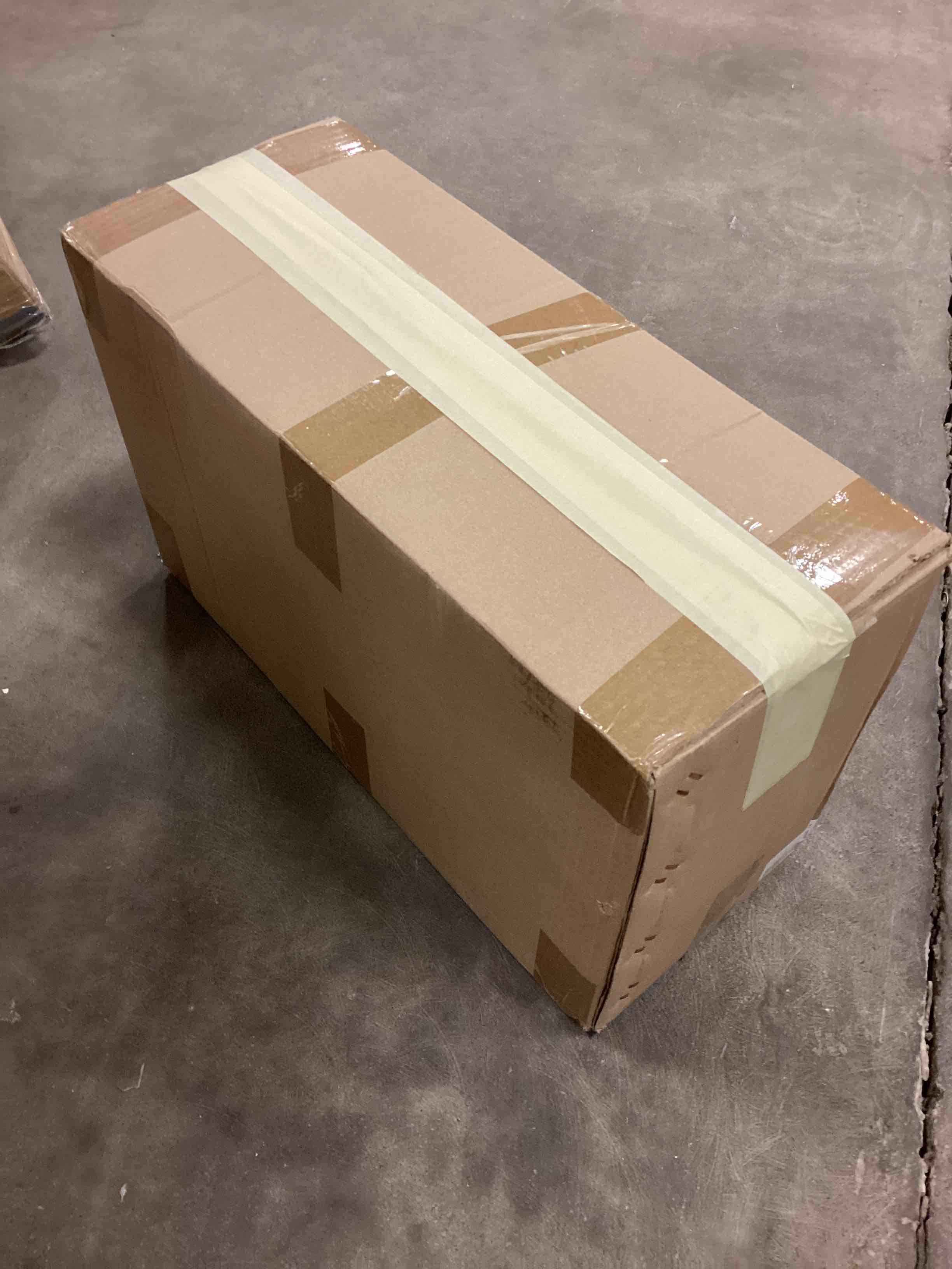 https://s3.amazonaws.com/lotting-images-prod/bidfta/GRN5877875_1707241883559.jpeg