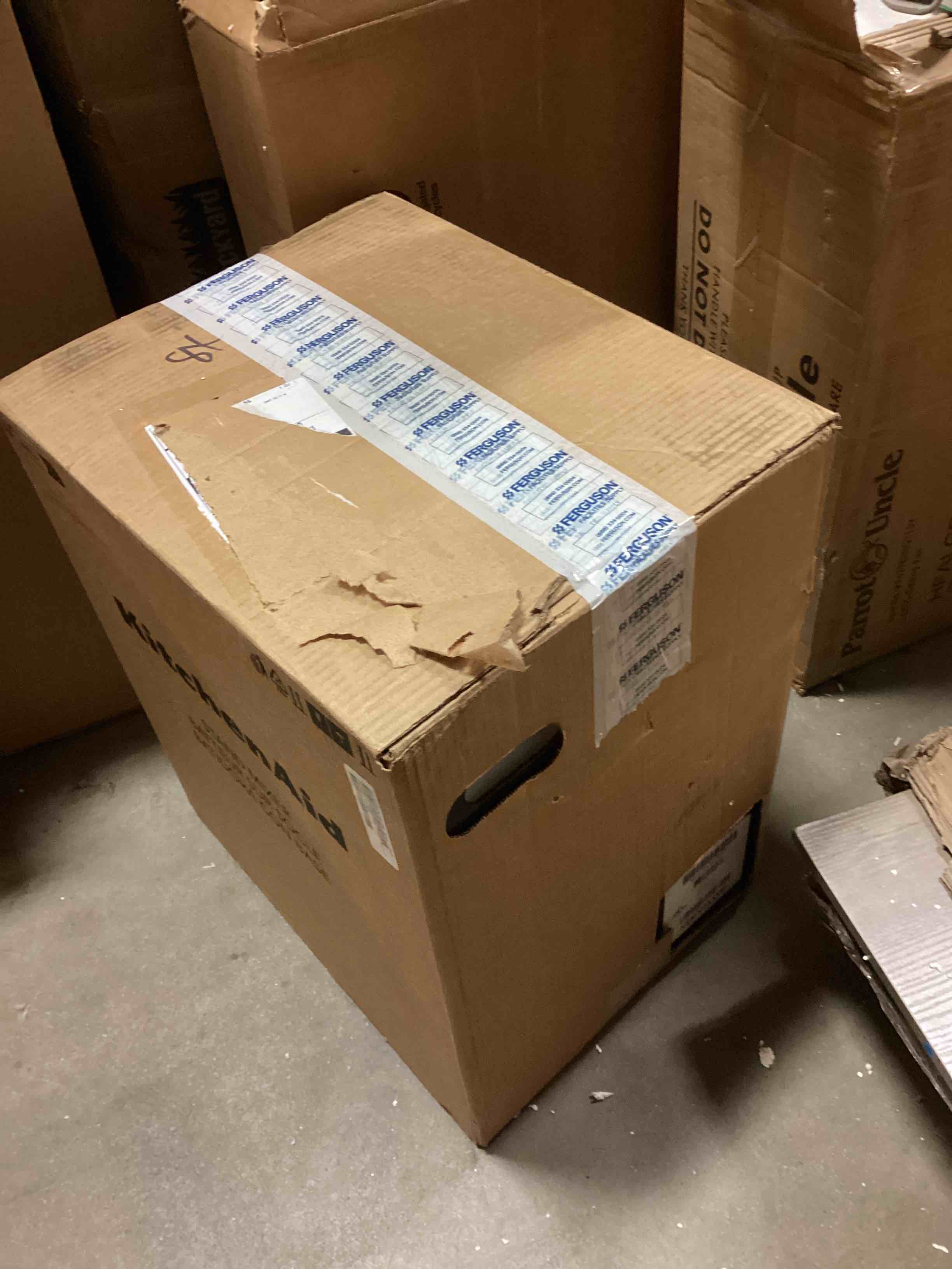 https://s3.amazonaws.com/lotting-images-prod/bidfta/GRN5881143_1709755918071.jpeg