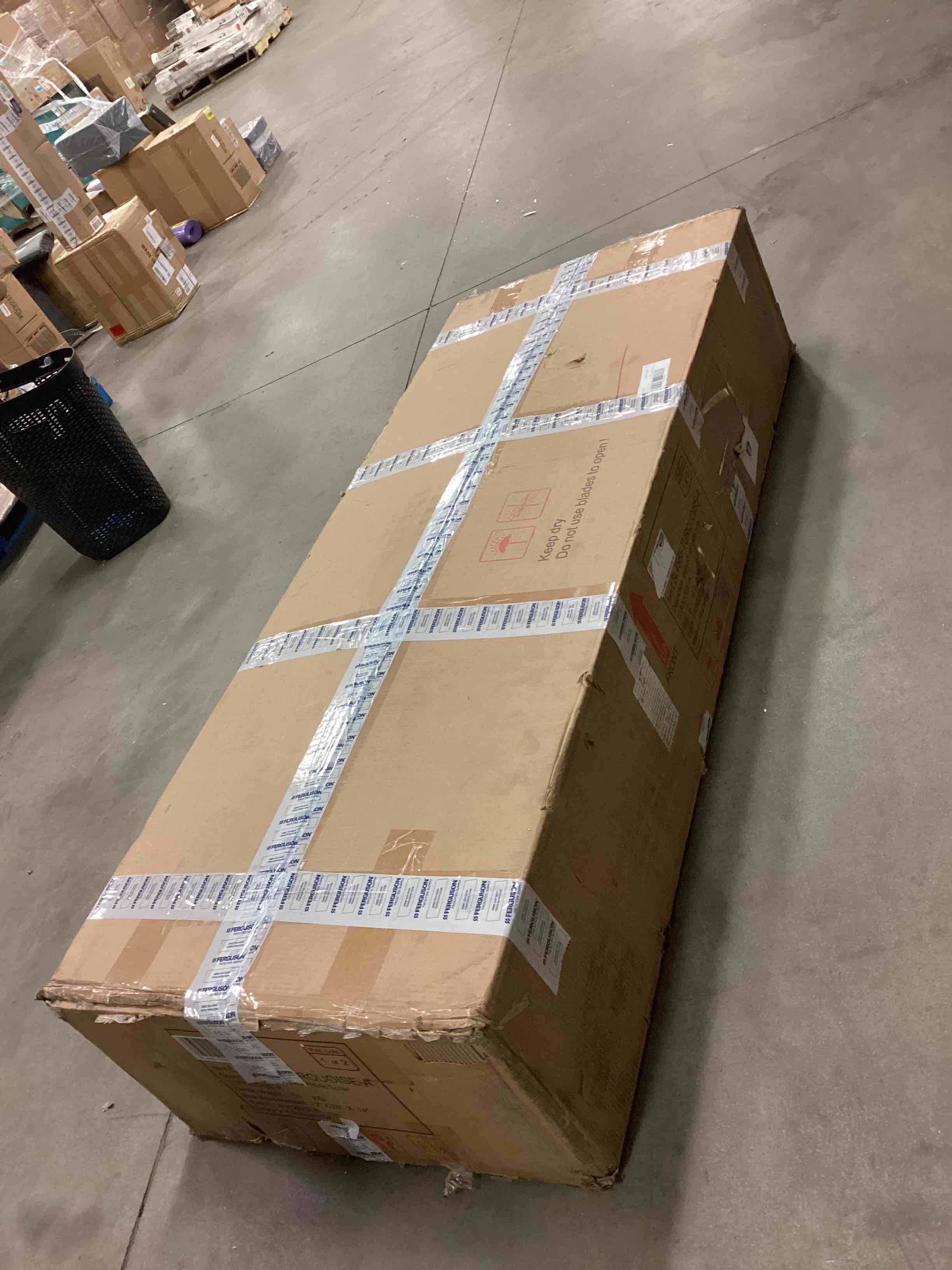 https://s3.amazonaws.com/lotting-images-prod/bidfta/GRN5881161_1709826478881.jpeg