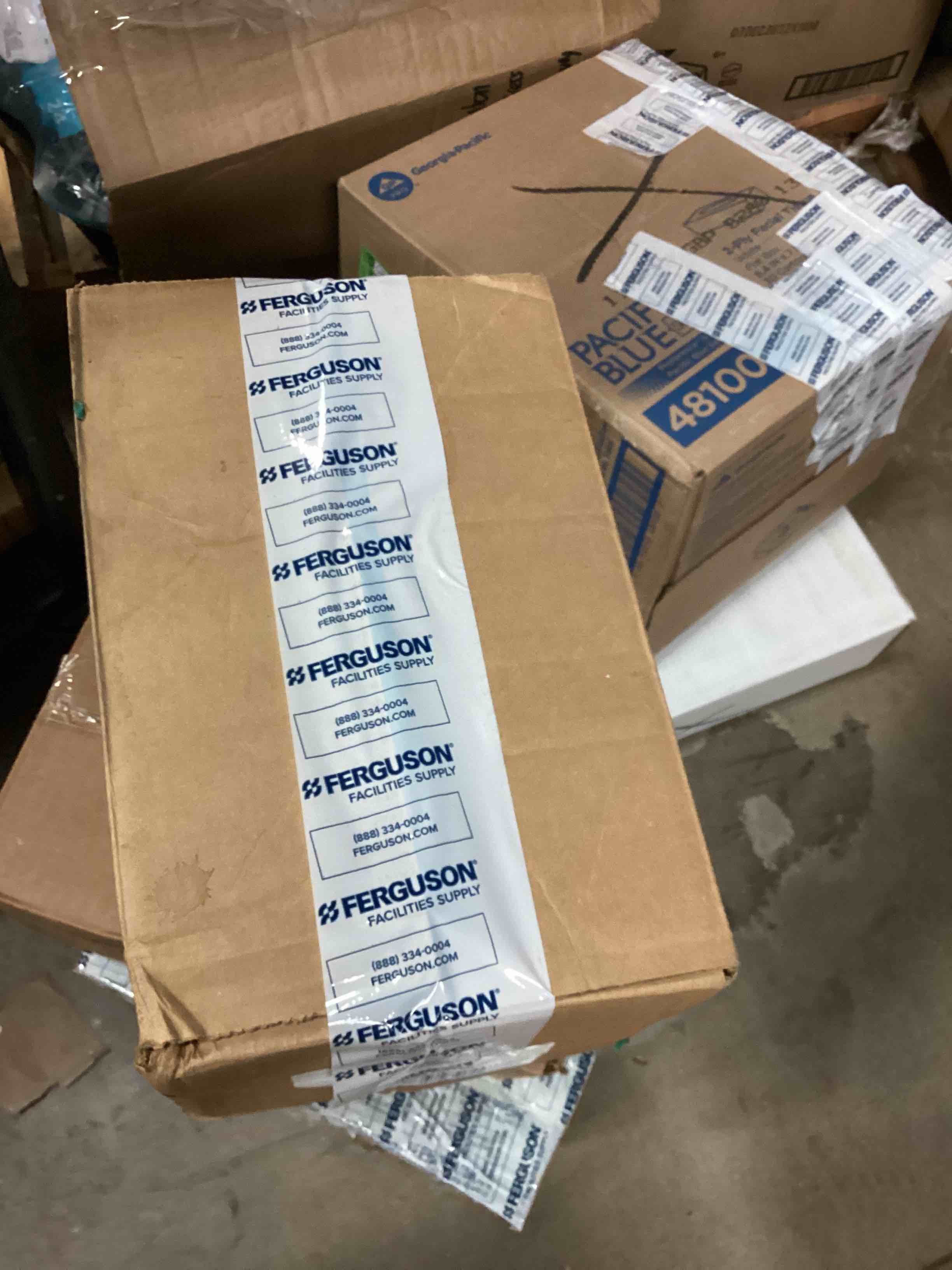 https://s3.amazonaws.com/lotting-images-prod/bidfta/GRN5882029_1706214605965.jpeg