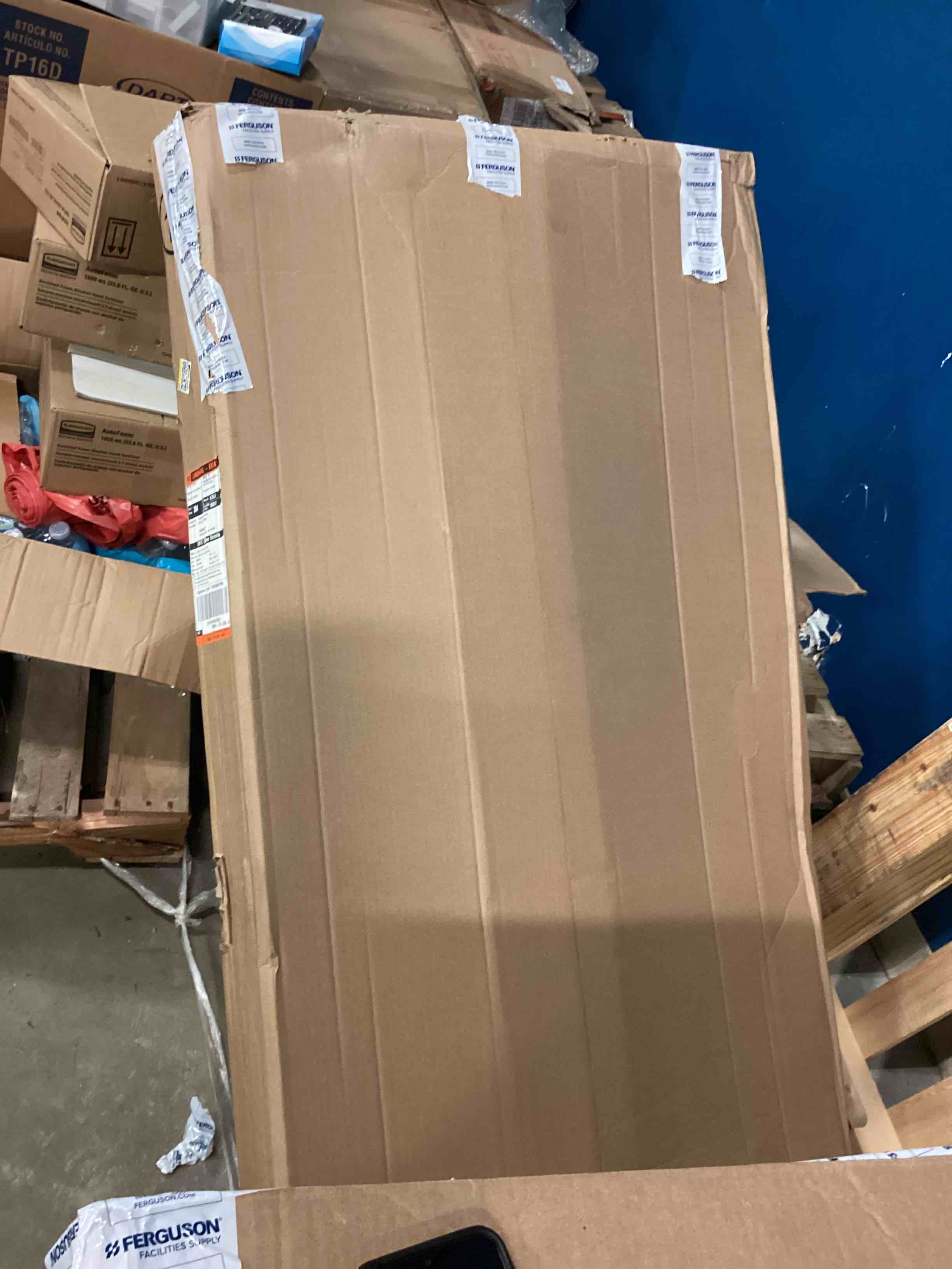https://s3.amazonaws.com/lotting-images-prod/bidfta/GRN5882058_1706554908901.jpeg