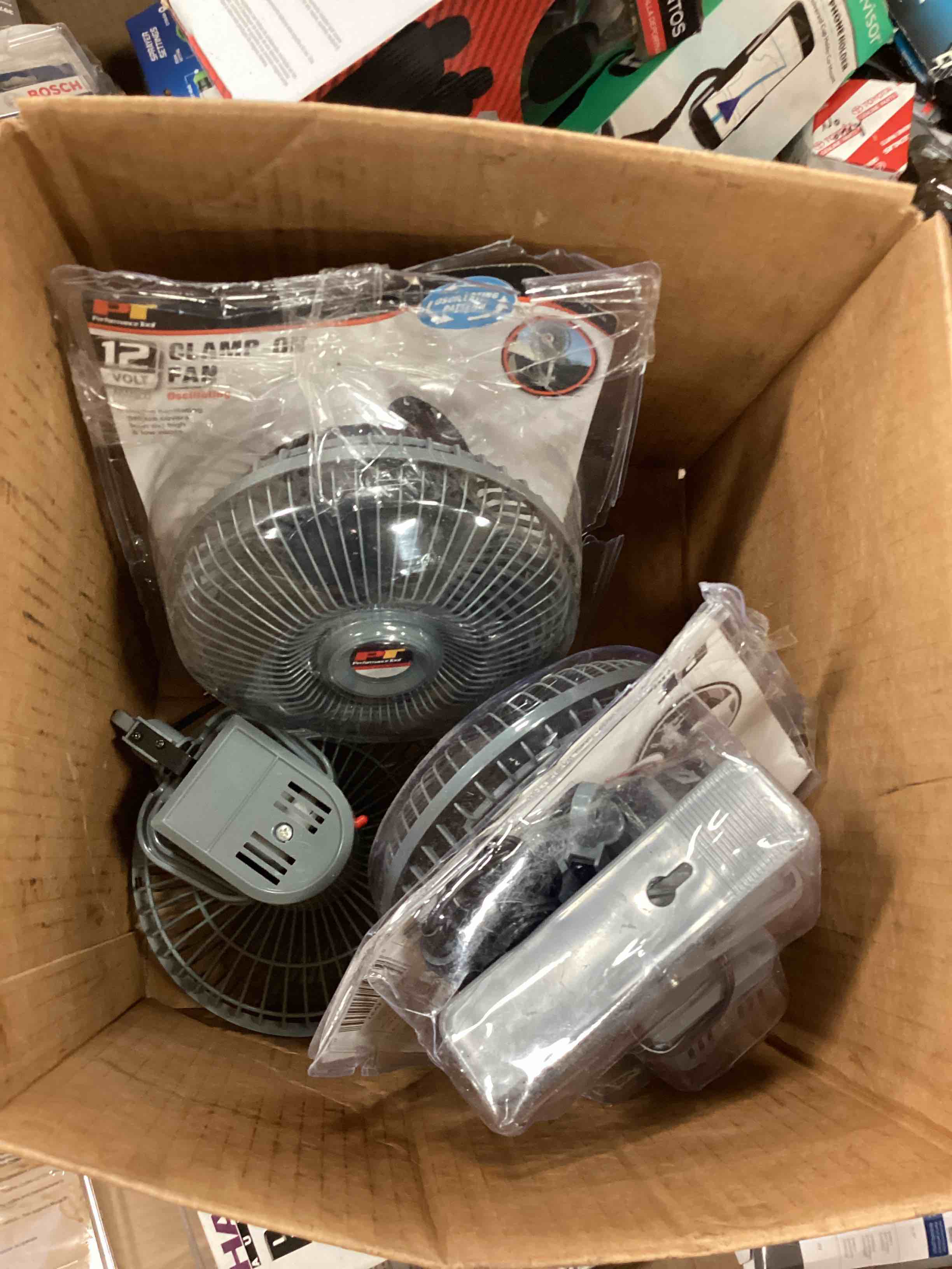 https://s3.amazonaws.com/lotting-images-prod/bidfta/GRN5882397_1707409311532.jpeg