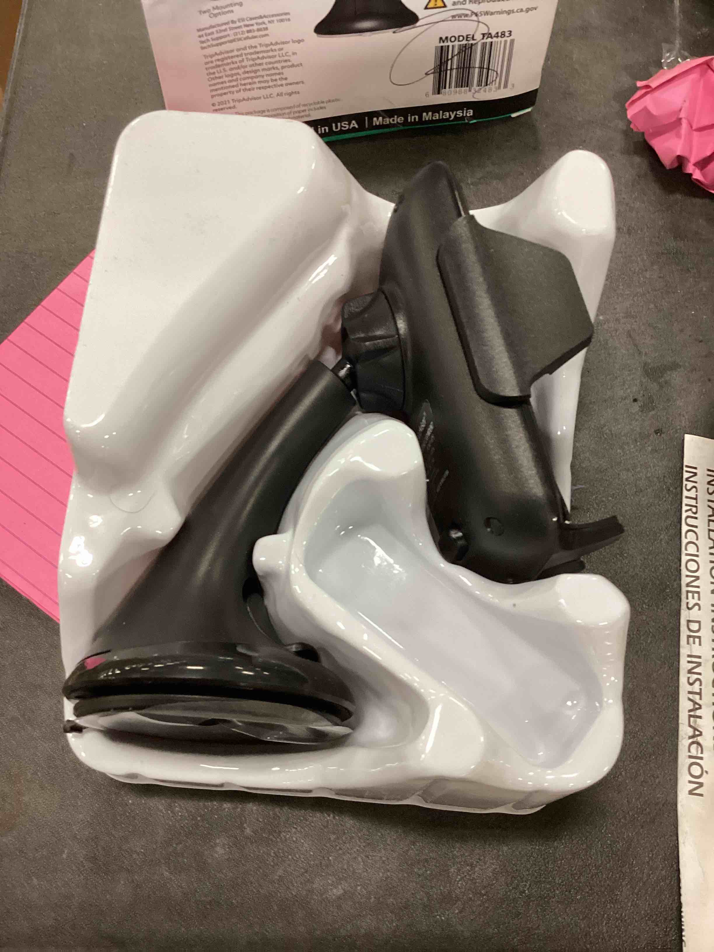 Triadvisor wireless charging car mount 