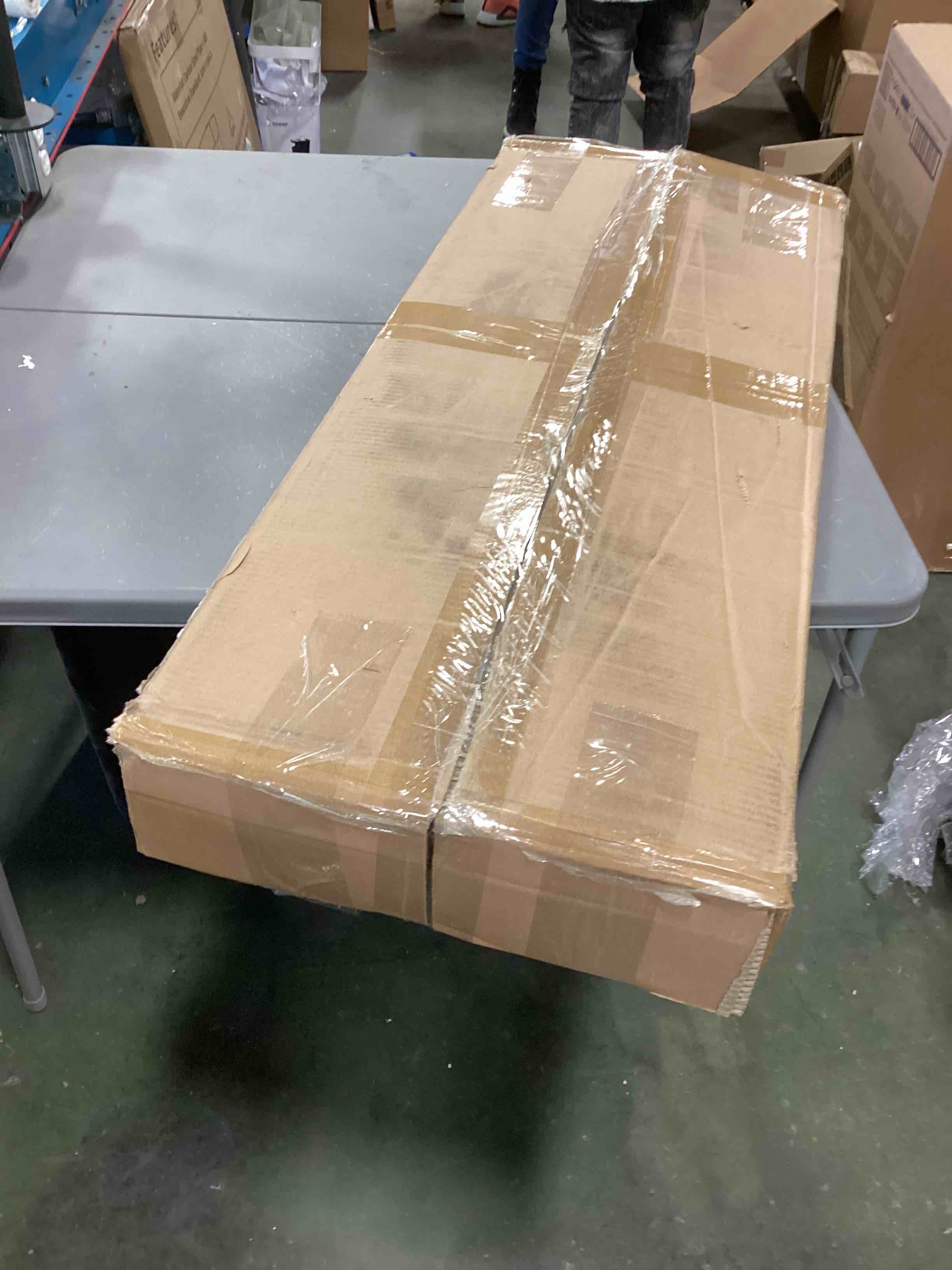 https://s3.amazonaws.com/lotting-images-prod/bidfta/GRN5888049_1705674230760.jpeg