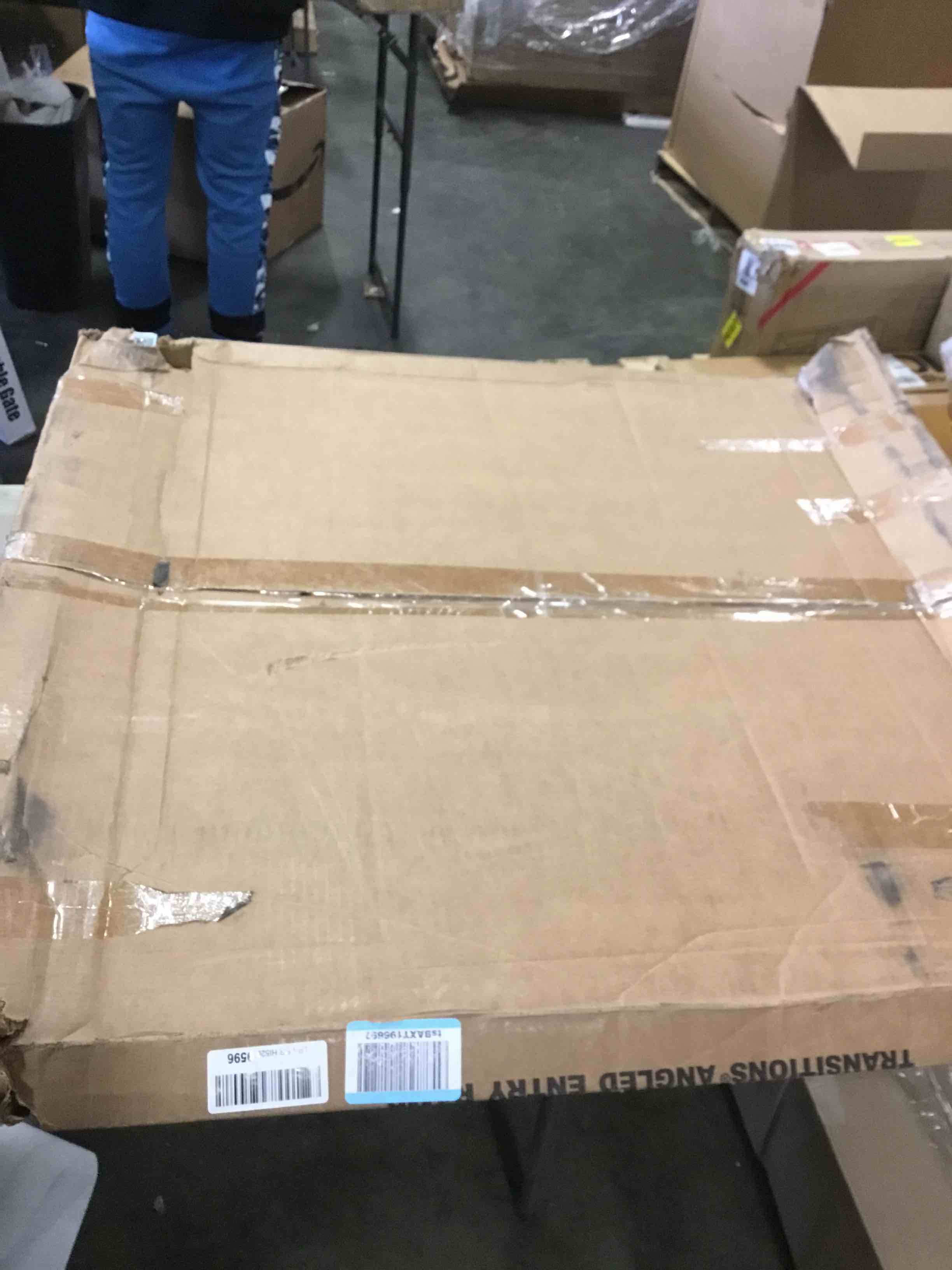 https://s3.amazonaws.com/lotting-images-prod/bidfta/GRN5889537_1705936733958.jpeg