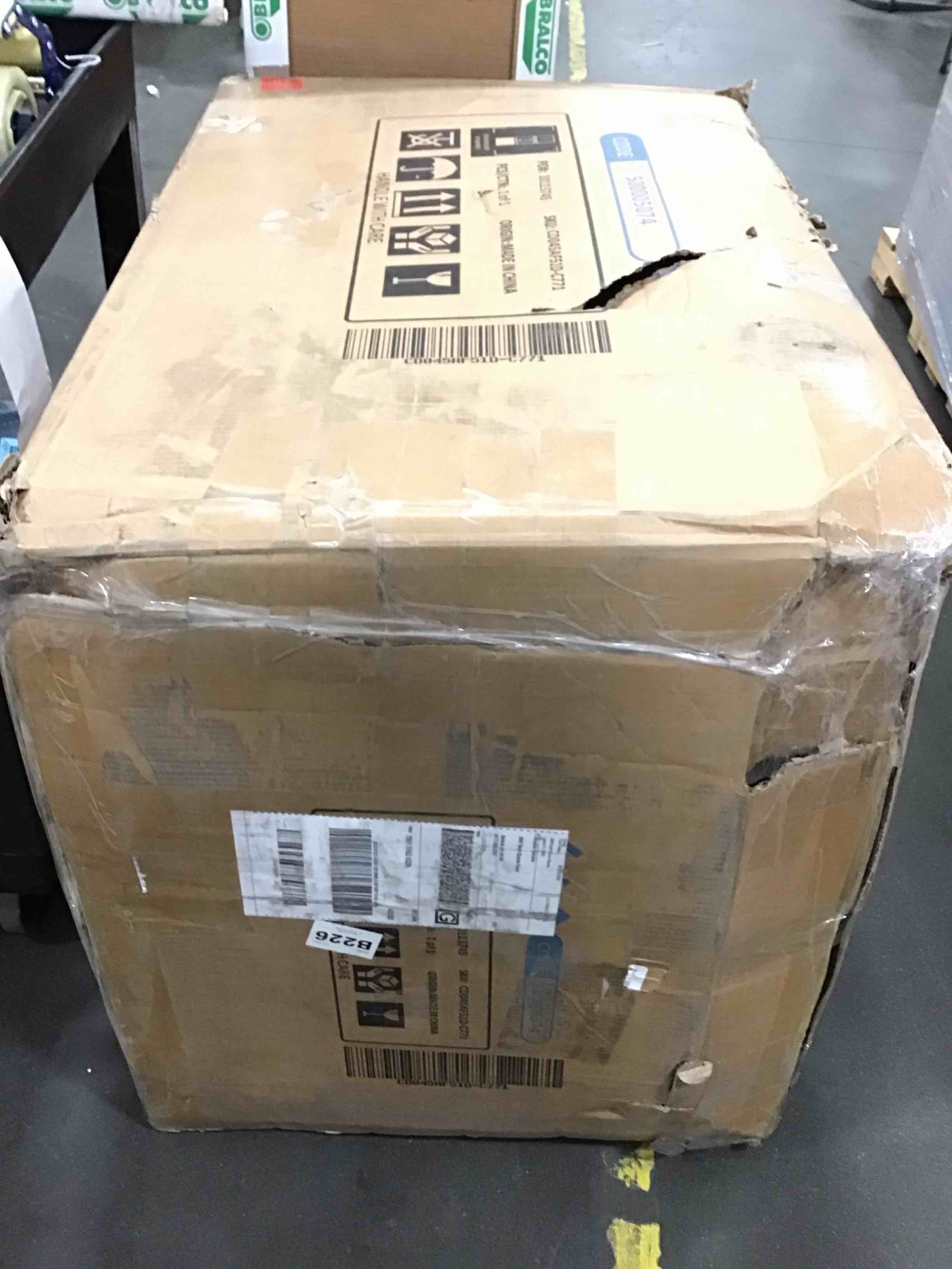 https://s3.amazonaws.com/lotting-images-prod/bidfta/GRN5889669_1706102623526.jpeg