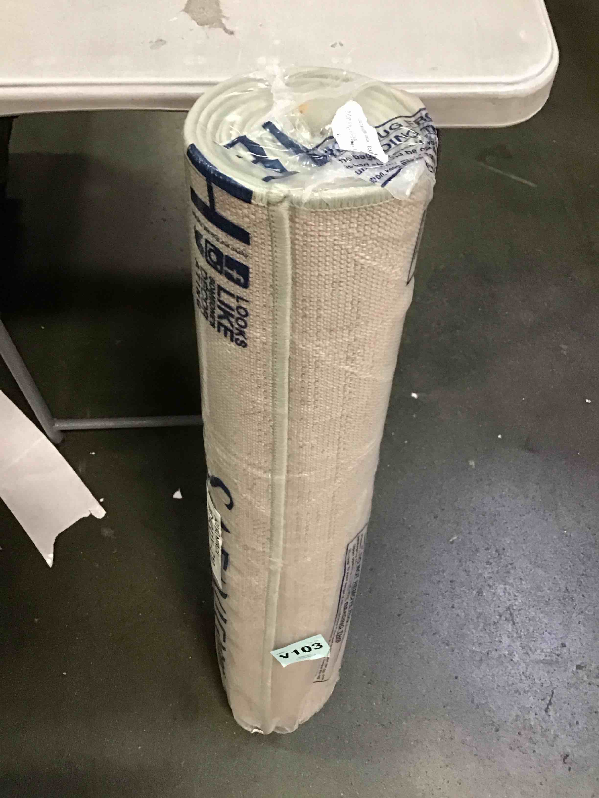https://s3.amazonaws.com/lotting-images-prod/bidfta/GRN5889879_1706283071852.jpeg