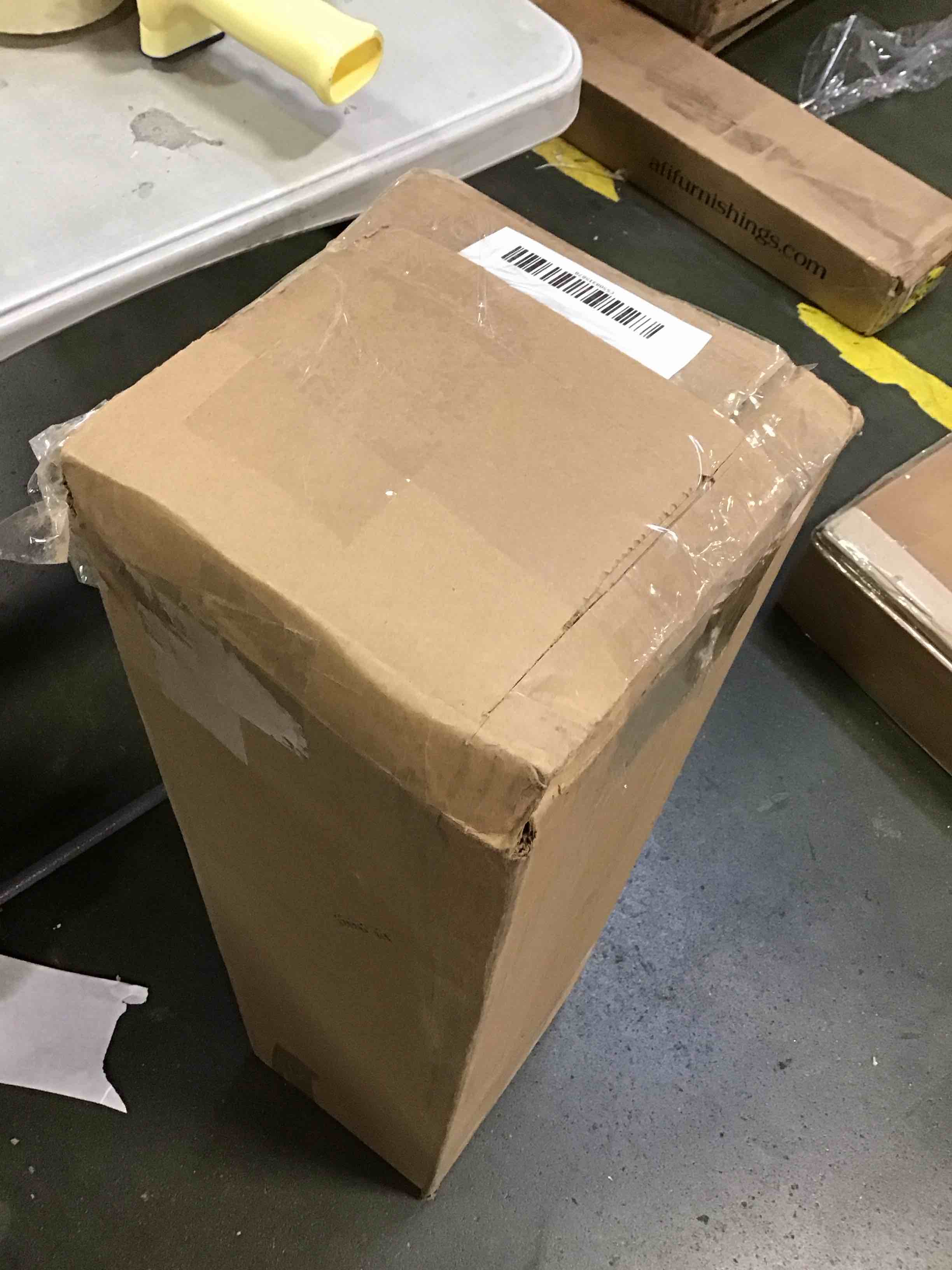 https://s3.amazonaws.com/lotting-images-prod/bidfta/GRN5889879_1706283147141.jpeg