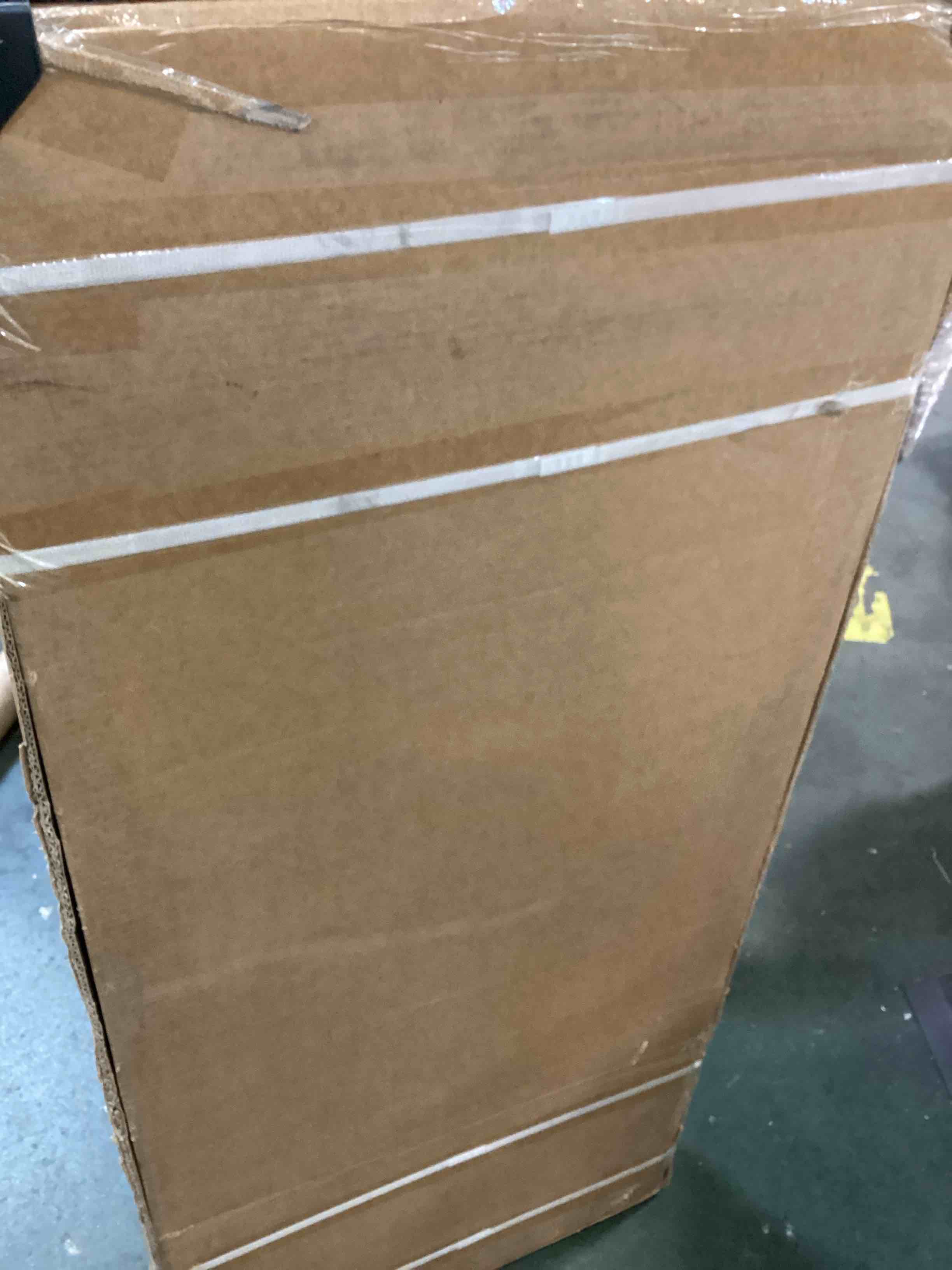 https://s3.amazonaws.com/lotting-images-prod/bidfta/GRN5890111_1706375846925.jpeg