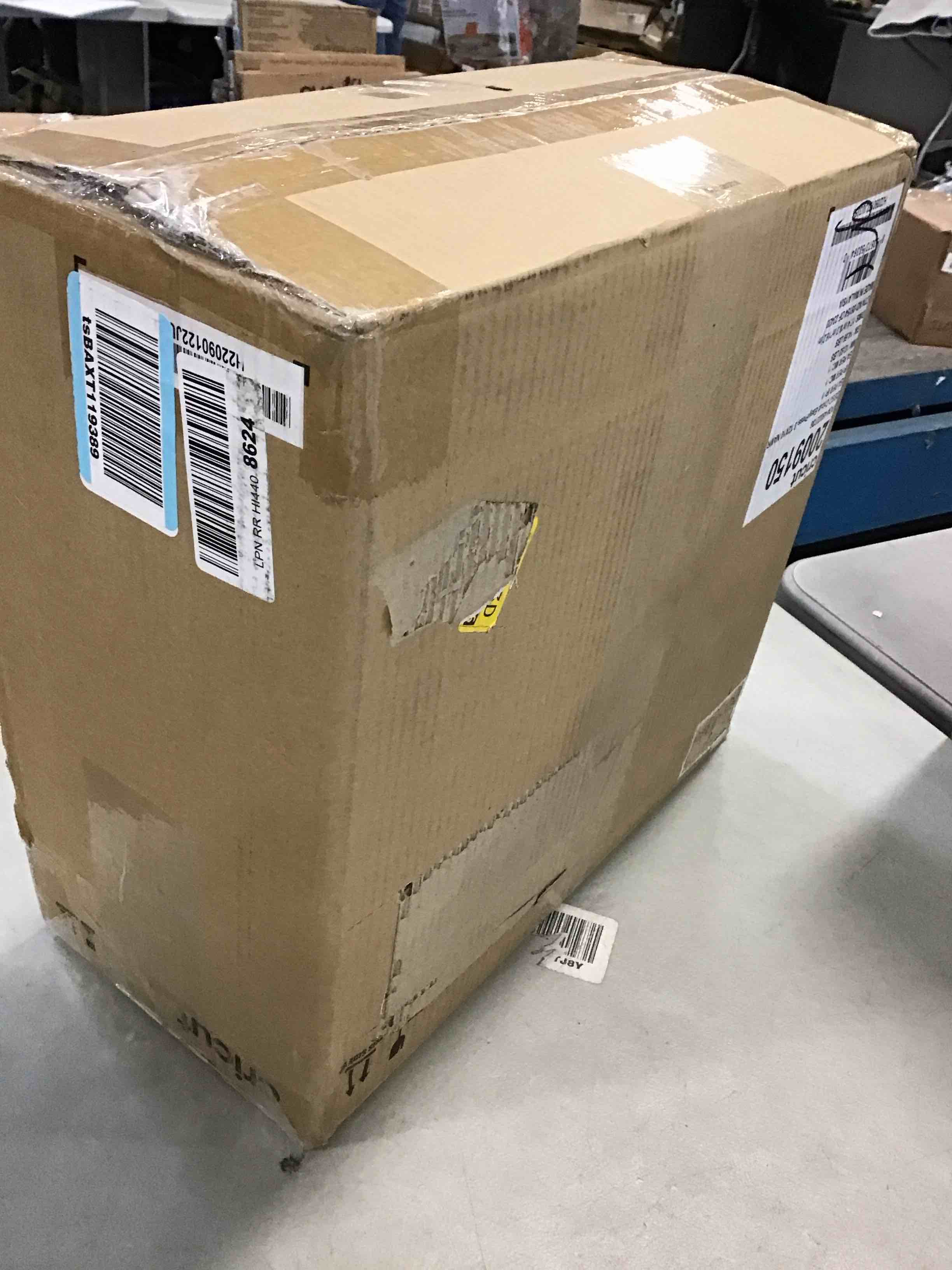 https://s3.amazonaws.com/lotting-images-prod/bidfta/GRN5890599_1706967928150.jpeg