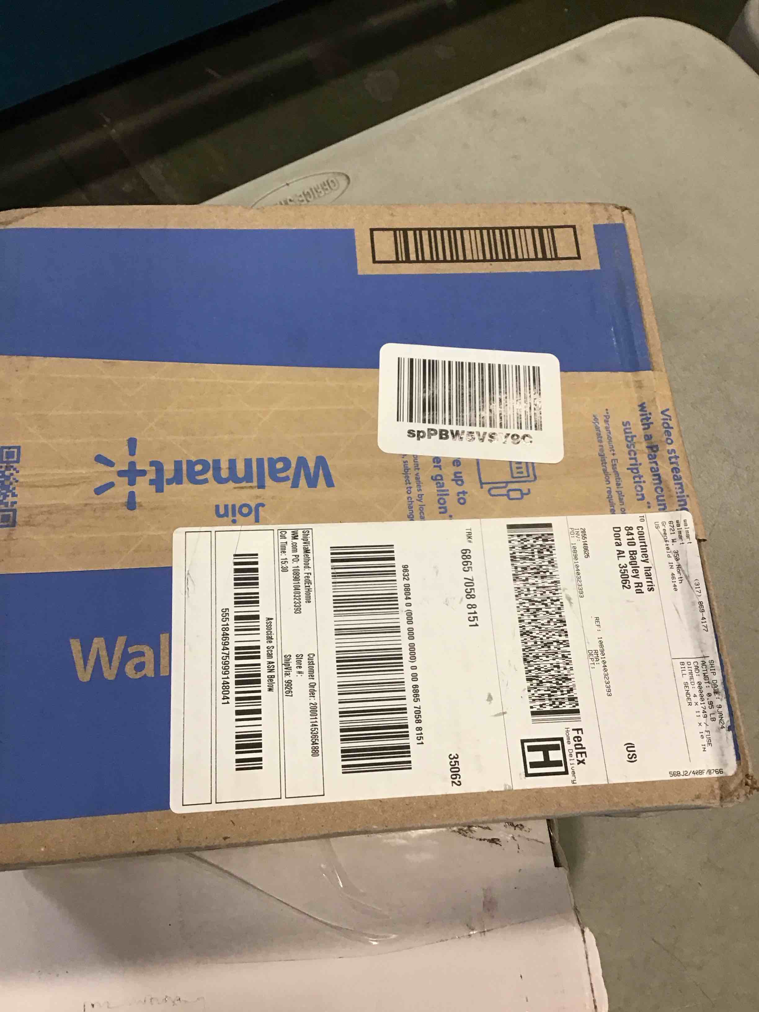 https://s3.amazonaws.com/lotting-images-prod/bidfta/GRN5890666_1706975303980.jpeg