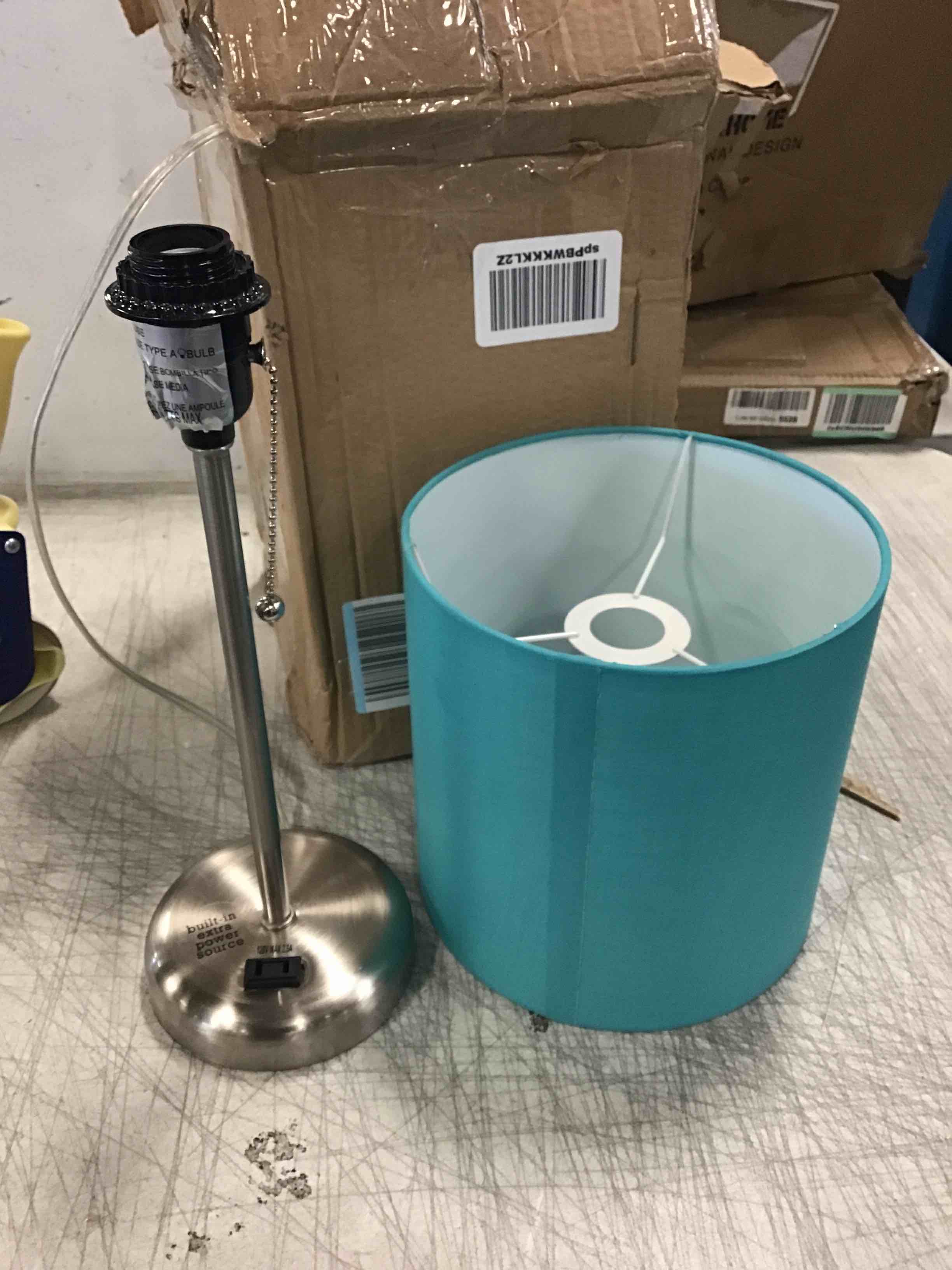 https://s3.amazonaws.com/lotting-images-prod/bidfta/GRN5892113_1706993218783.jpeg