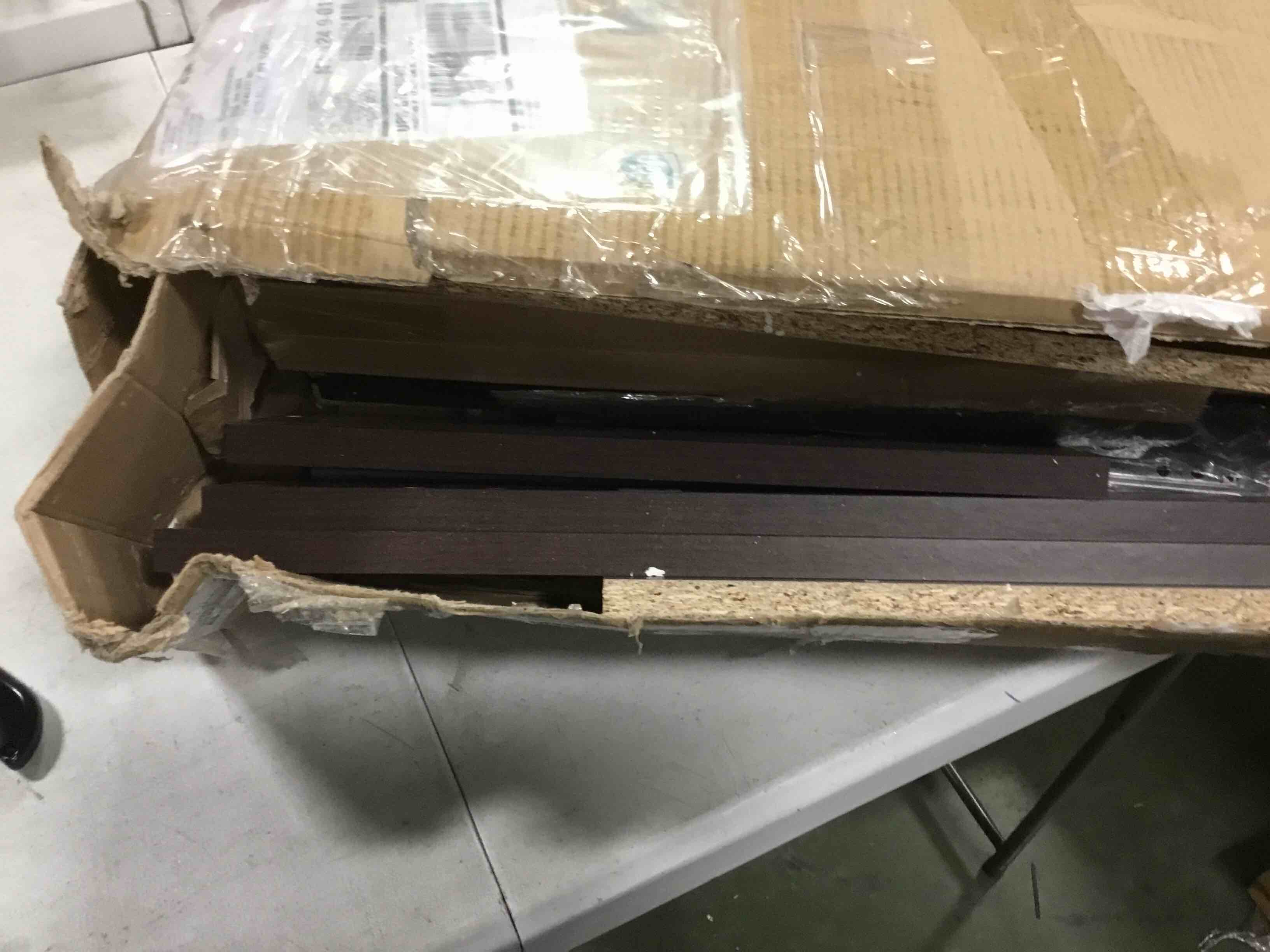 https://s3.amazonaws.com/lotting-images-prod/bidfta/GRN5894142_1705583078362.jpeg