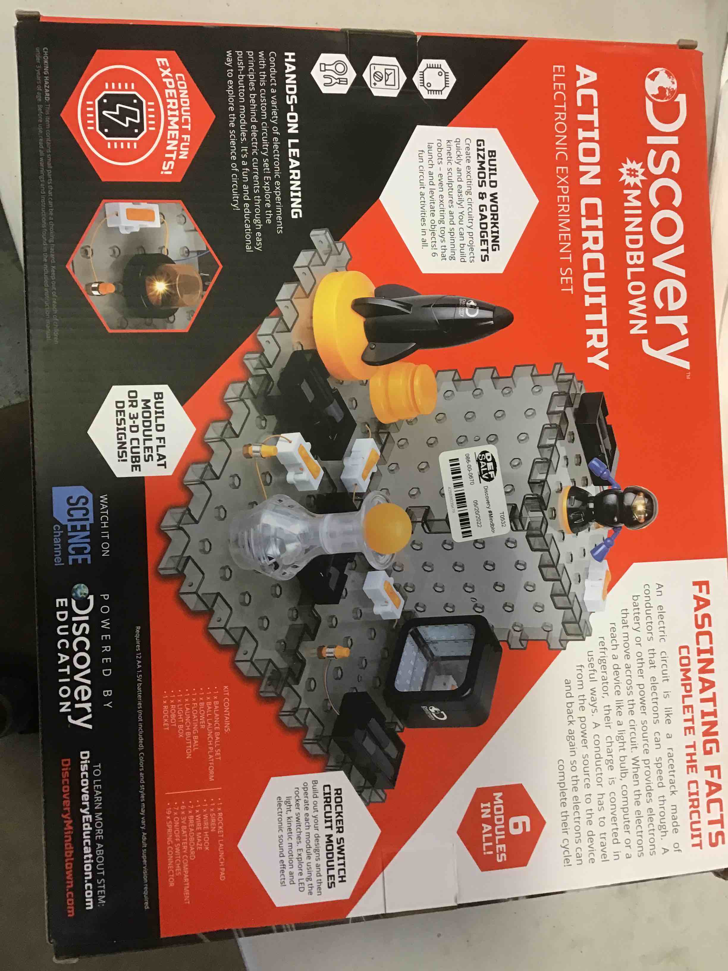 https://s3.amazonaws.com/lotting-images-prod/bidfta/GRN5895396_1706025639426.jpeg