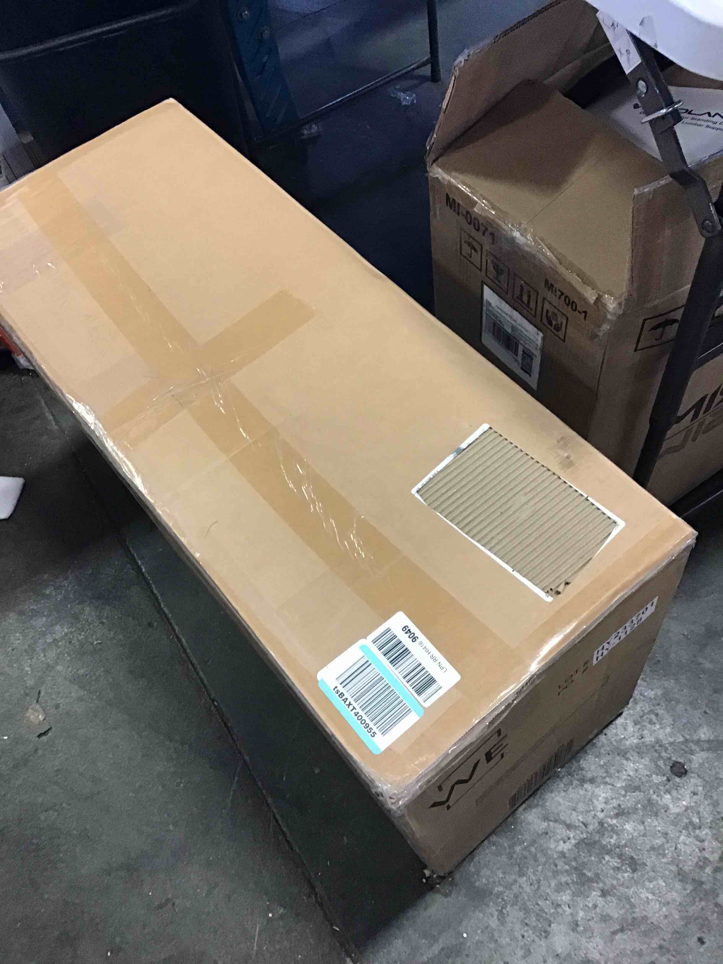 https://s3.amazonaws.com/lotting-images-prod/bidfta/GRN5897347_1705947327390.jpeg