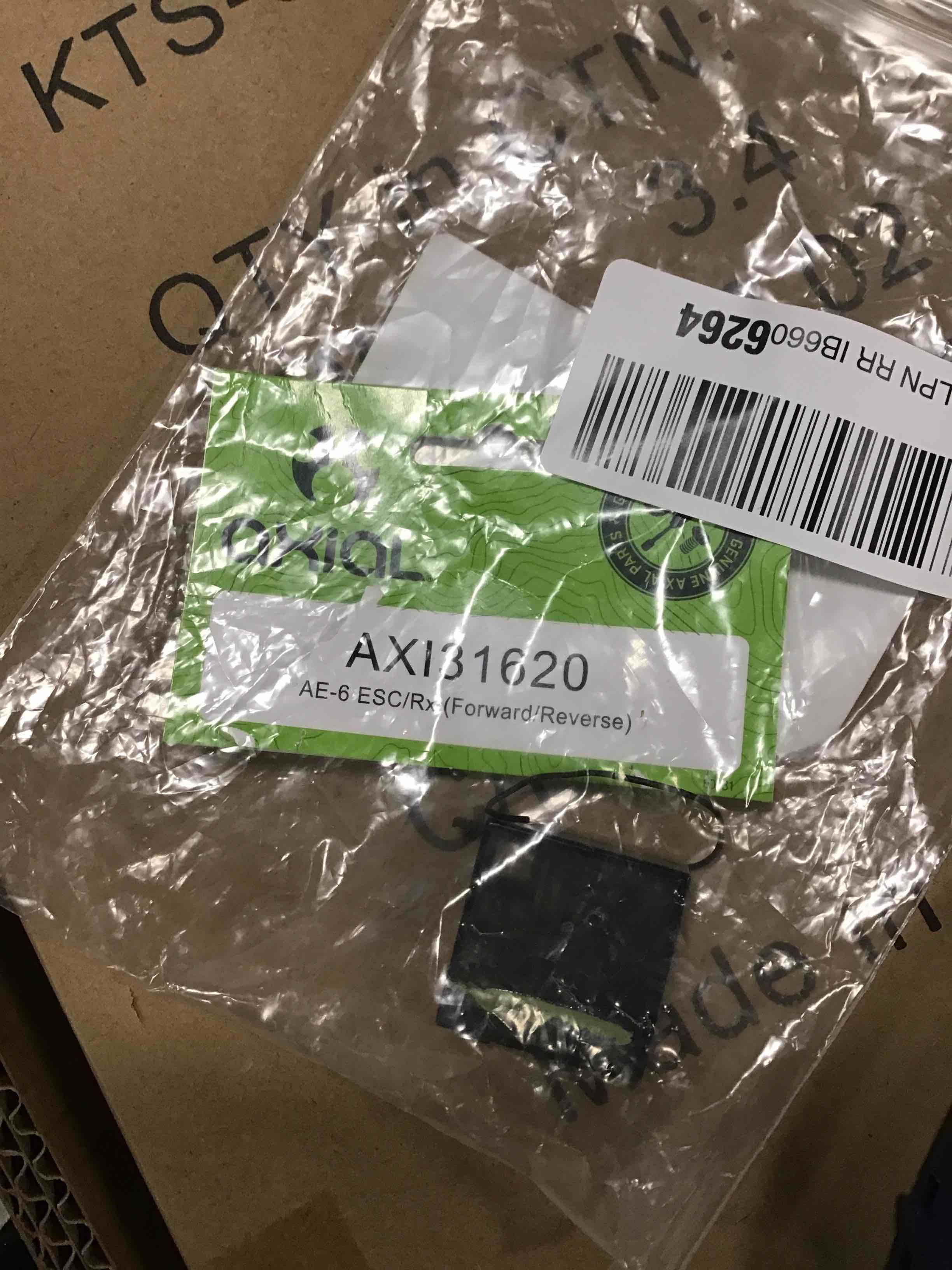 https://s3.amazonaws.com/lotting-images-prod/bidfta/GRN5899164_1706532495205.jpeg
