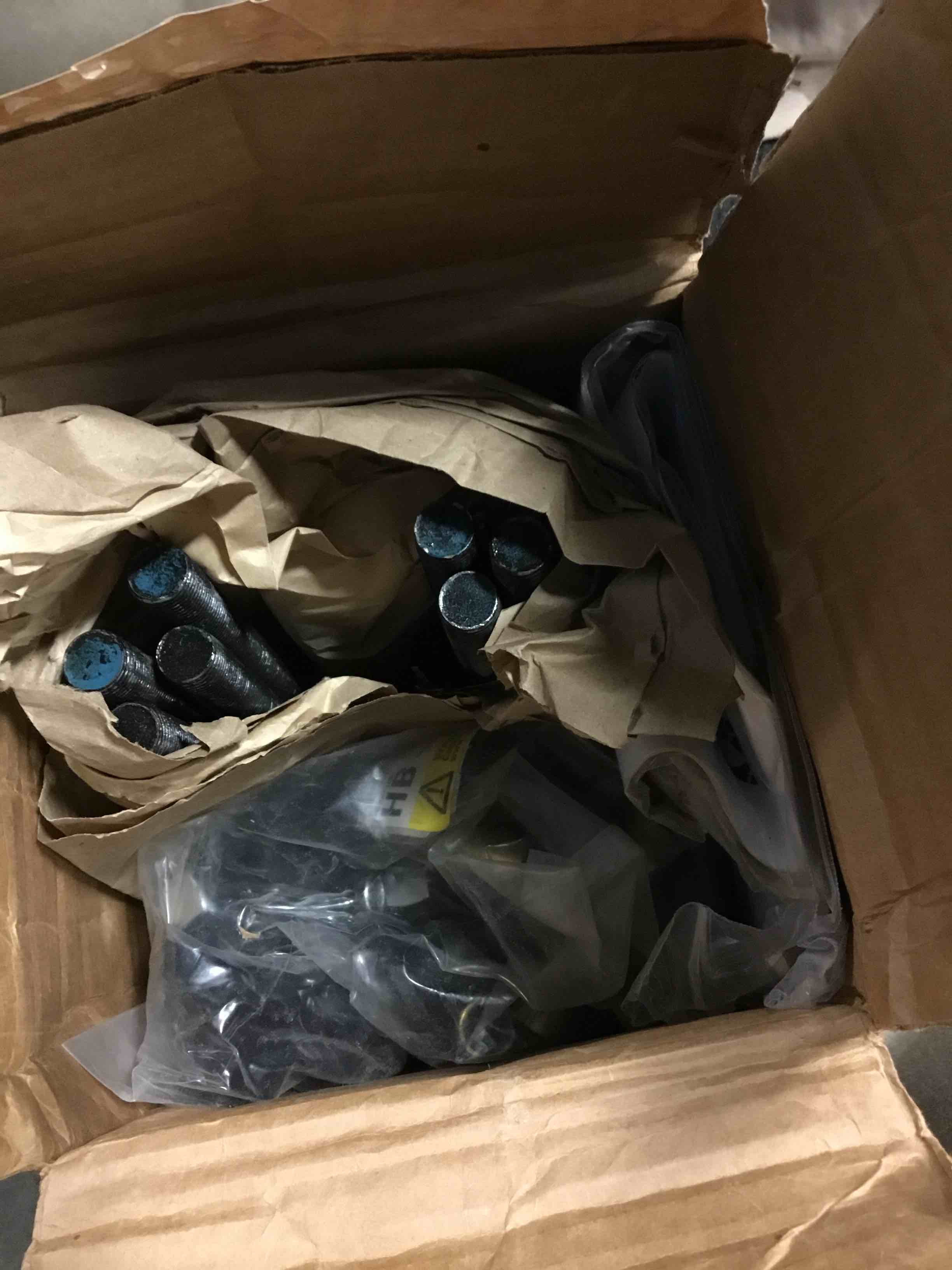 https://s3.amazonaws.com/lotting-images-prod/bidfta/GRN5908349_1711117534305.jpeg