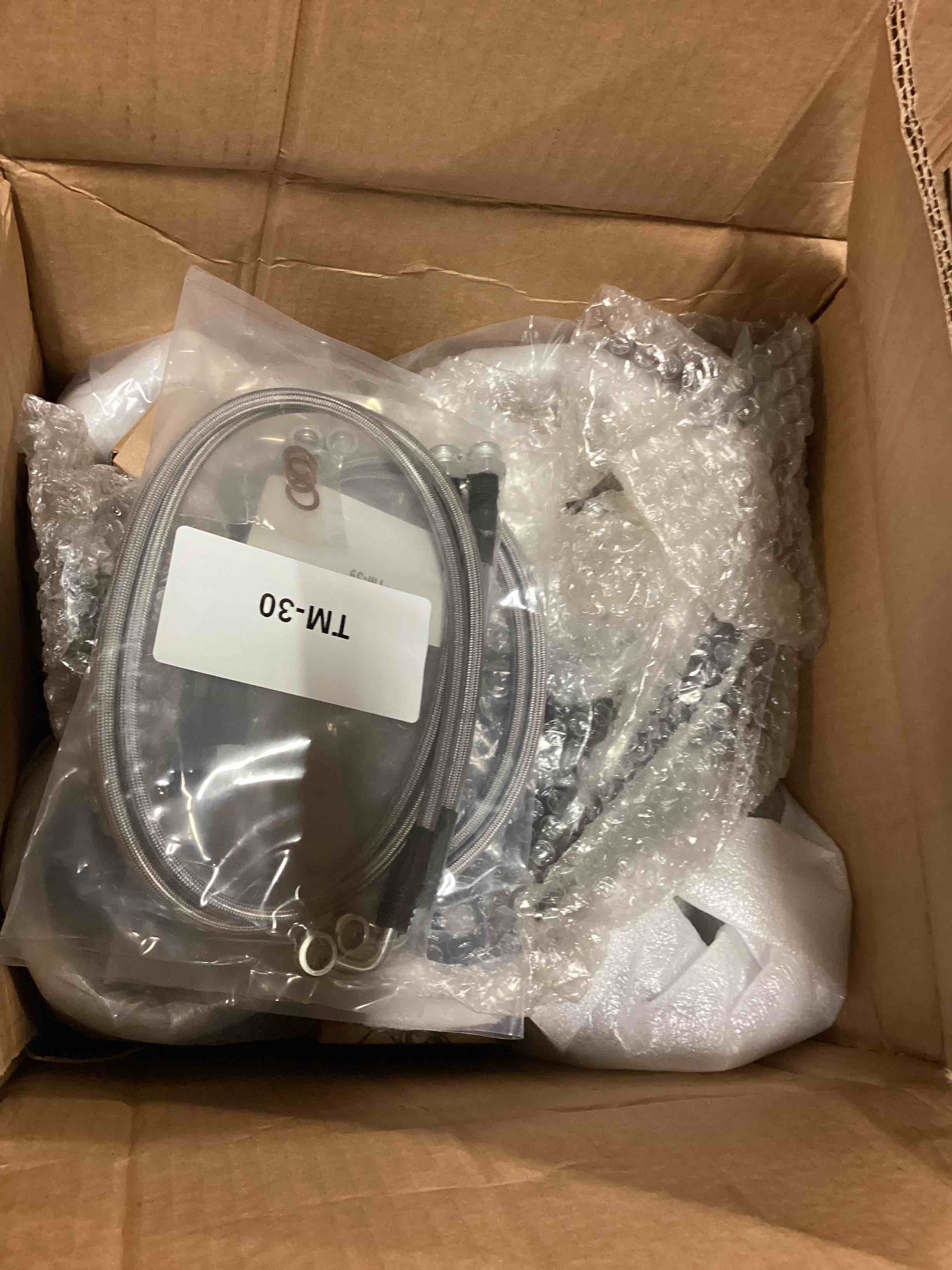 https://s3.amazonaws.com/lotting-images-prod/bidfta/GRN5908361_1711123059944.jpeg