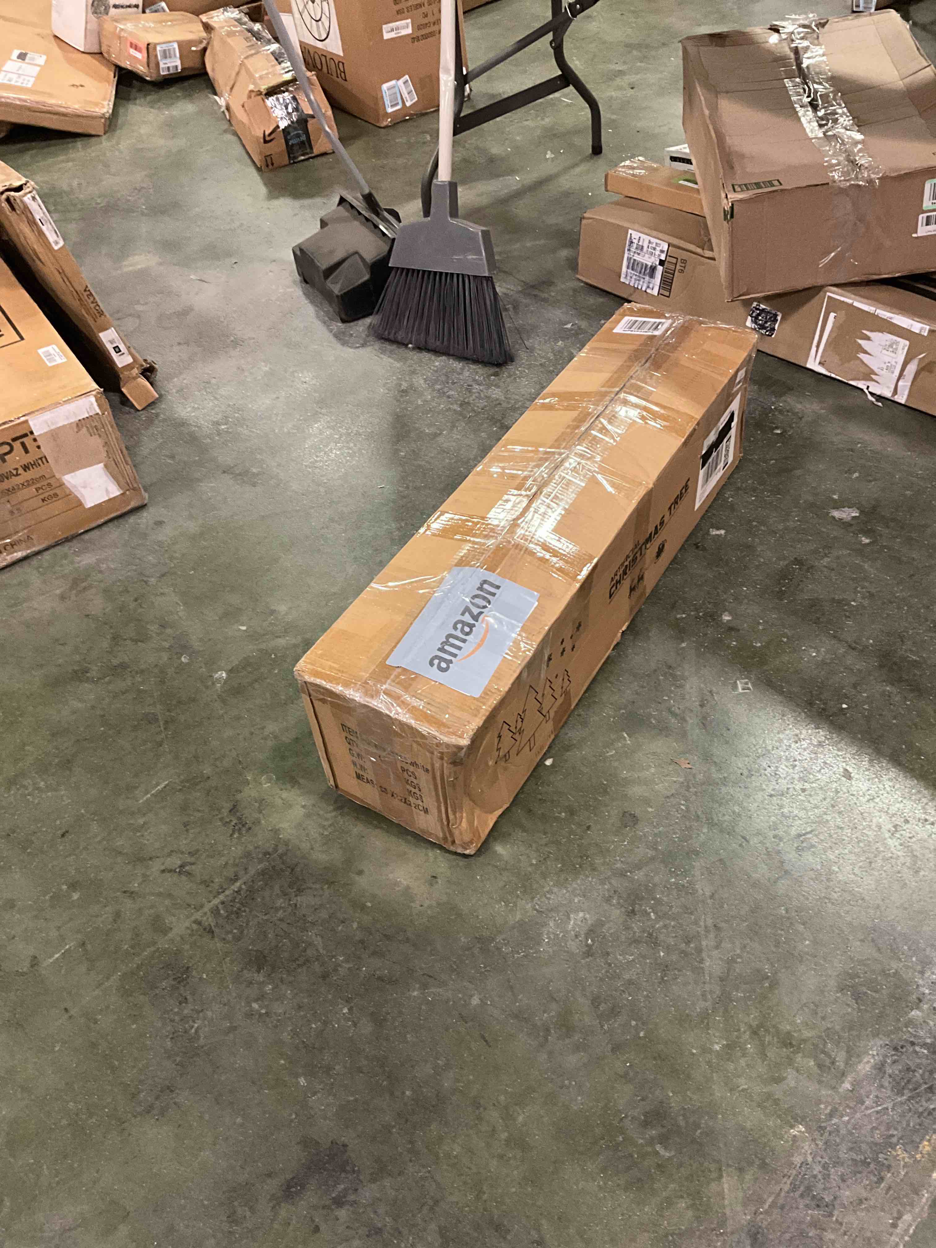 https://s3.amazonaws.com/lotting-images-prod/bidfta/GRN5912088_1710938542519.jpeg