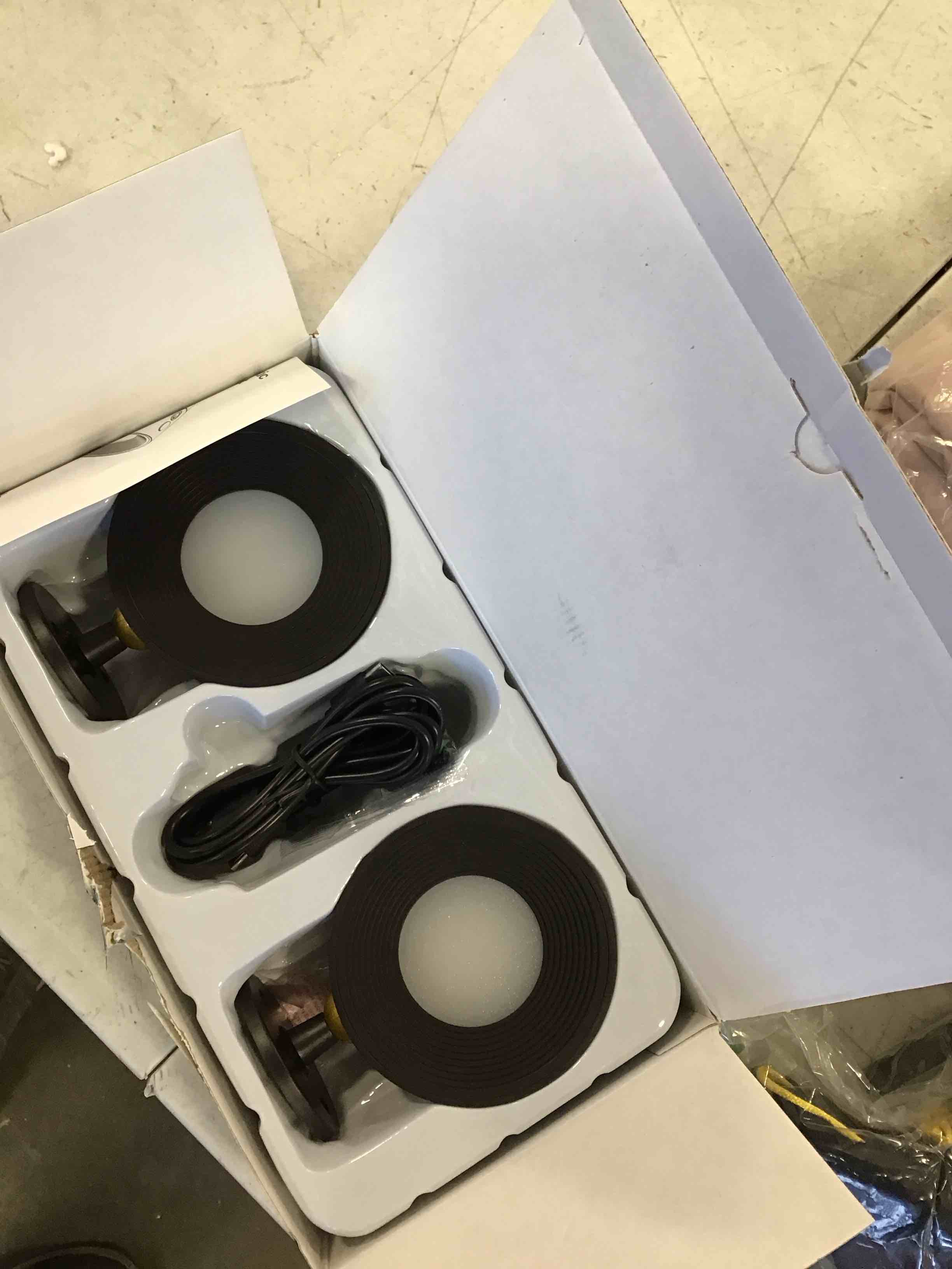 https://s3.amazonaws.com/lotting-images-prod/bidfta/GRN5912837_1711630509470.jpeg