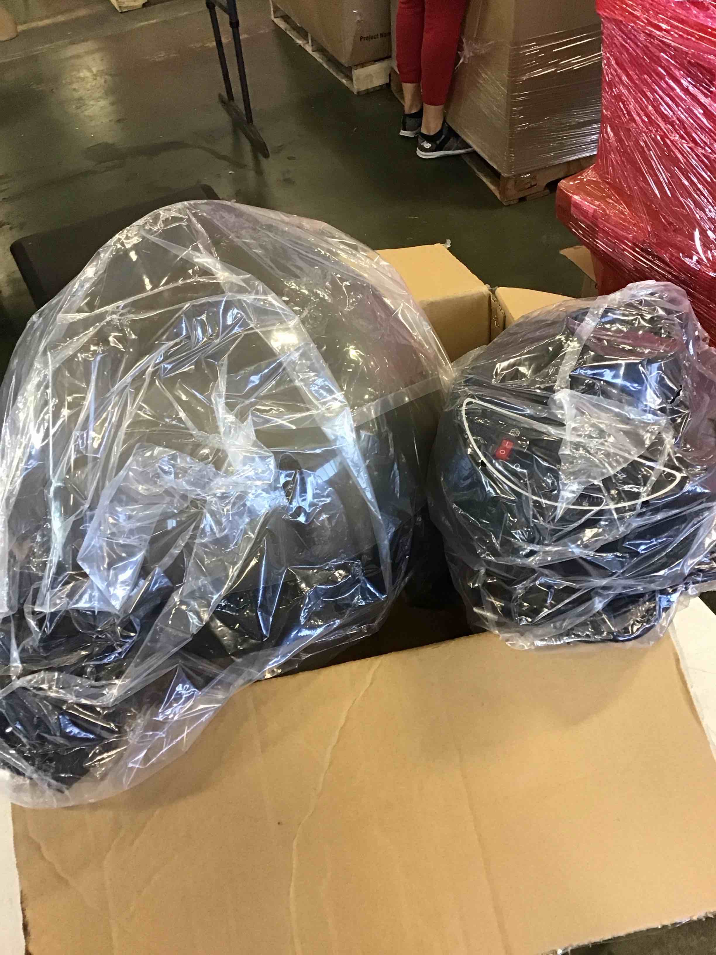 https://s3.amazonaws.com/lotting-images-prod/bidfta/GRN5912878_1711636856580.jpeg