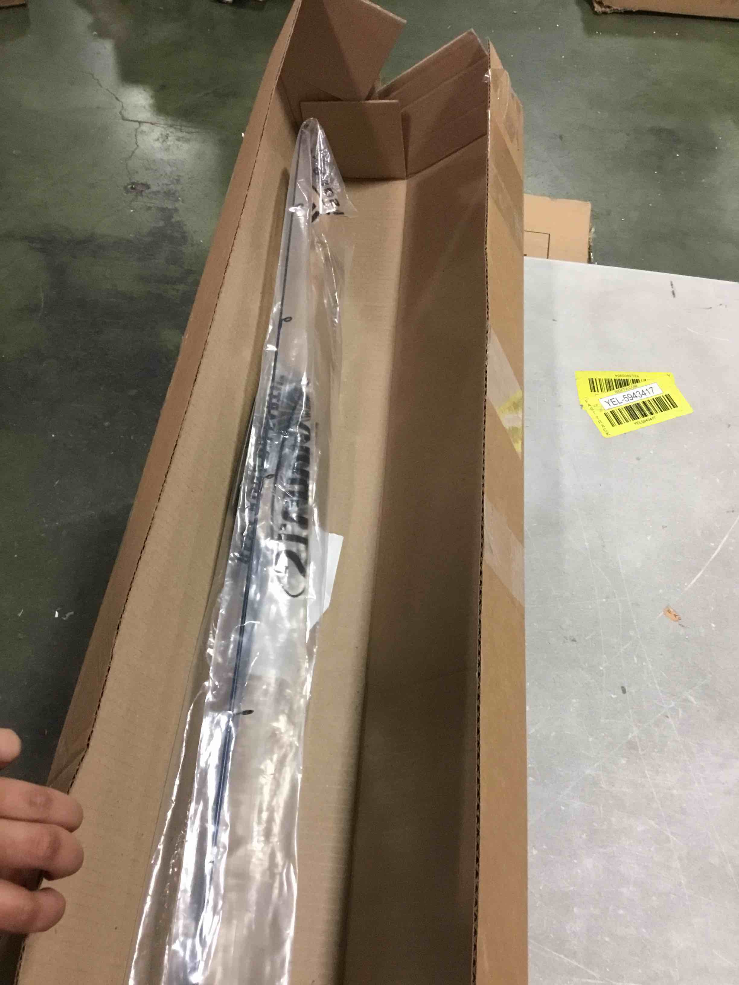 https://s3.amazonaws.com/lotting-images-prod/bidfta/GRN5913120_1712234804831.jpeg