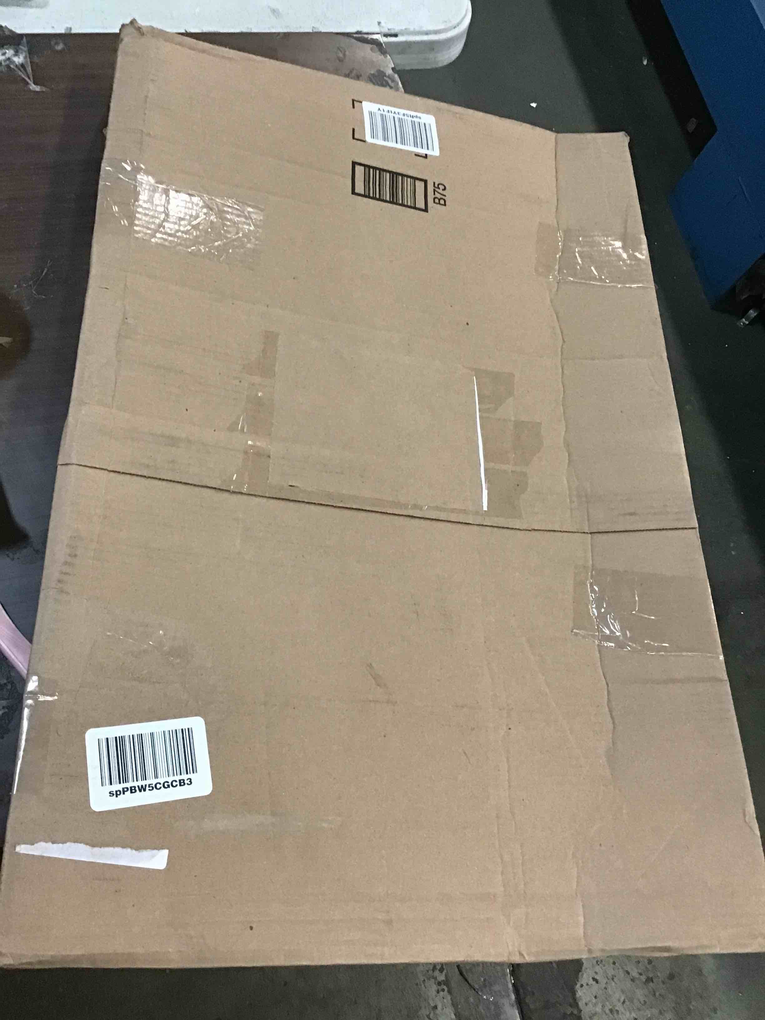https://s3.amazonaws.com/lotting-images-prod/bidfta/GRN5914137_1711631675583.jpeg