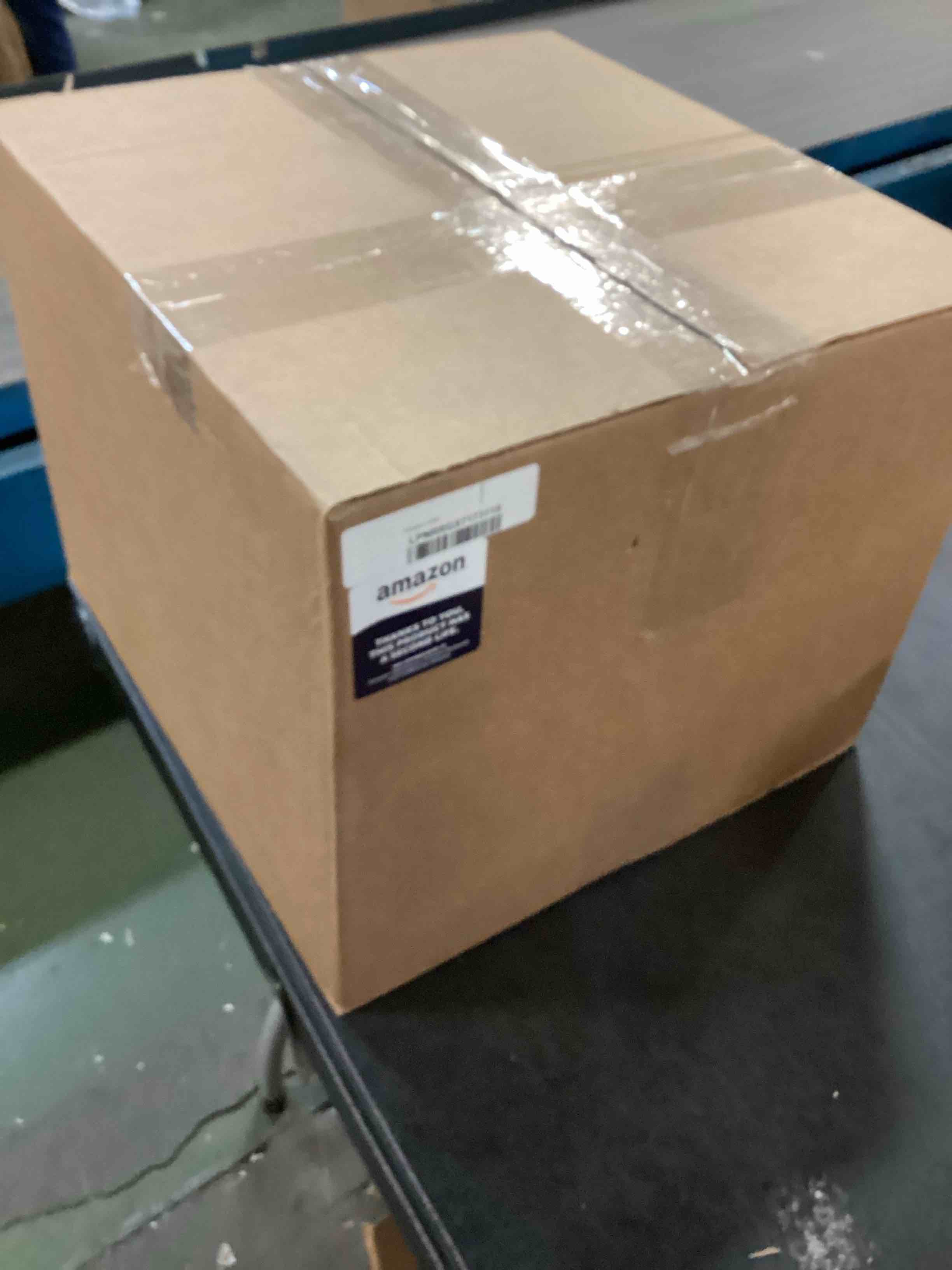 https://s3.amazonaws.com/lotting-images-prod/bidfta/GRN5914643_1712078687745.jpeg
