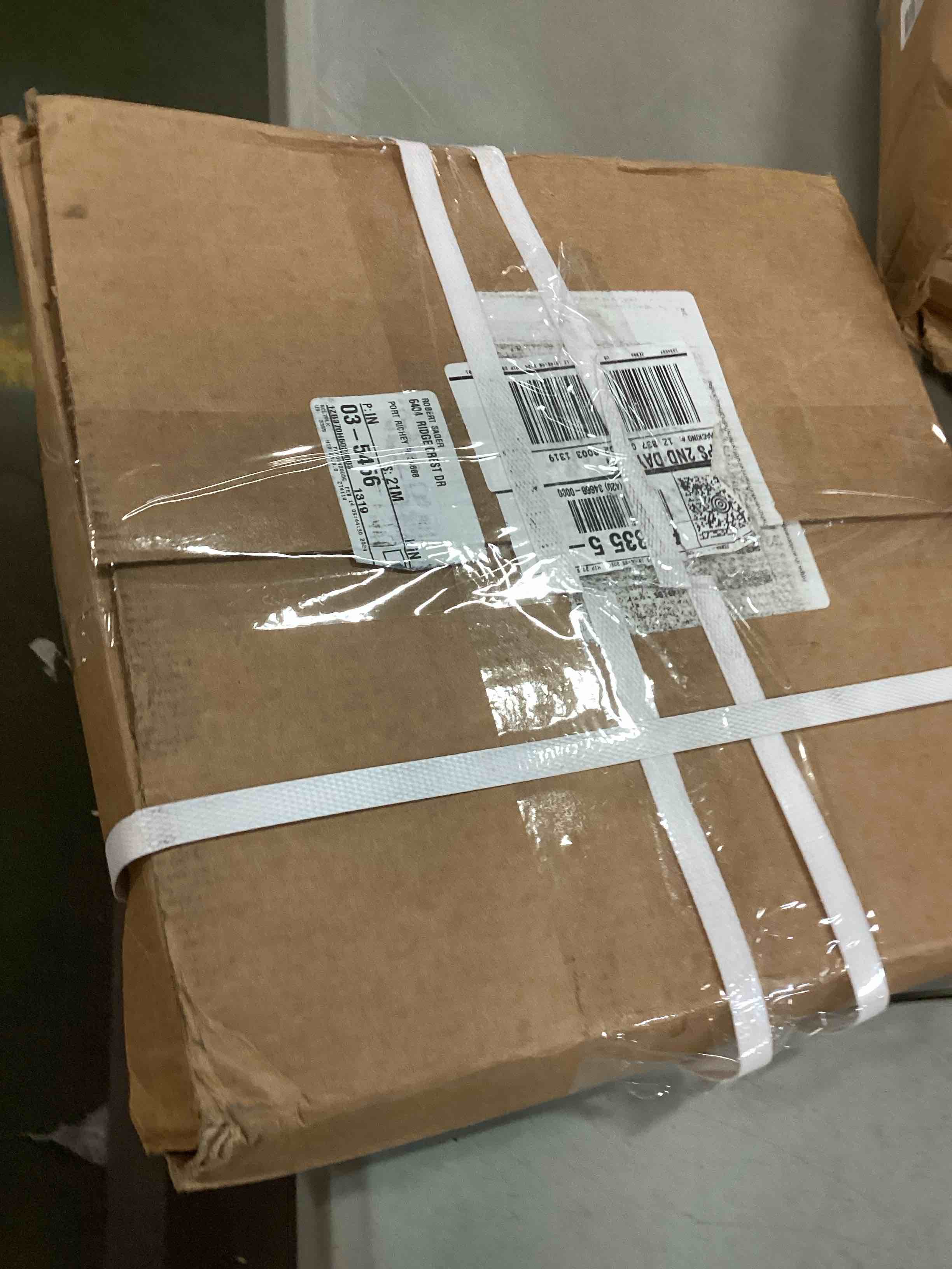 https://s3.amazonaws.com/lotting-images-prod/bidfta/GRN5915023_1710941099308.jpeg