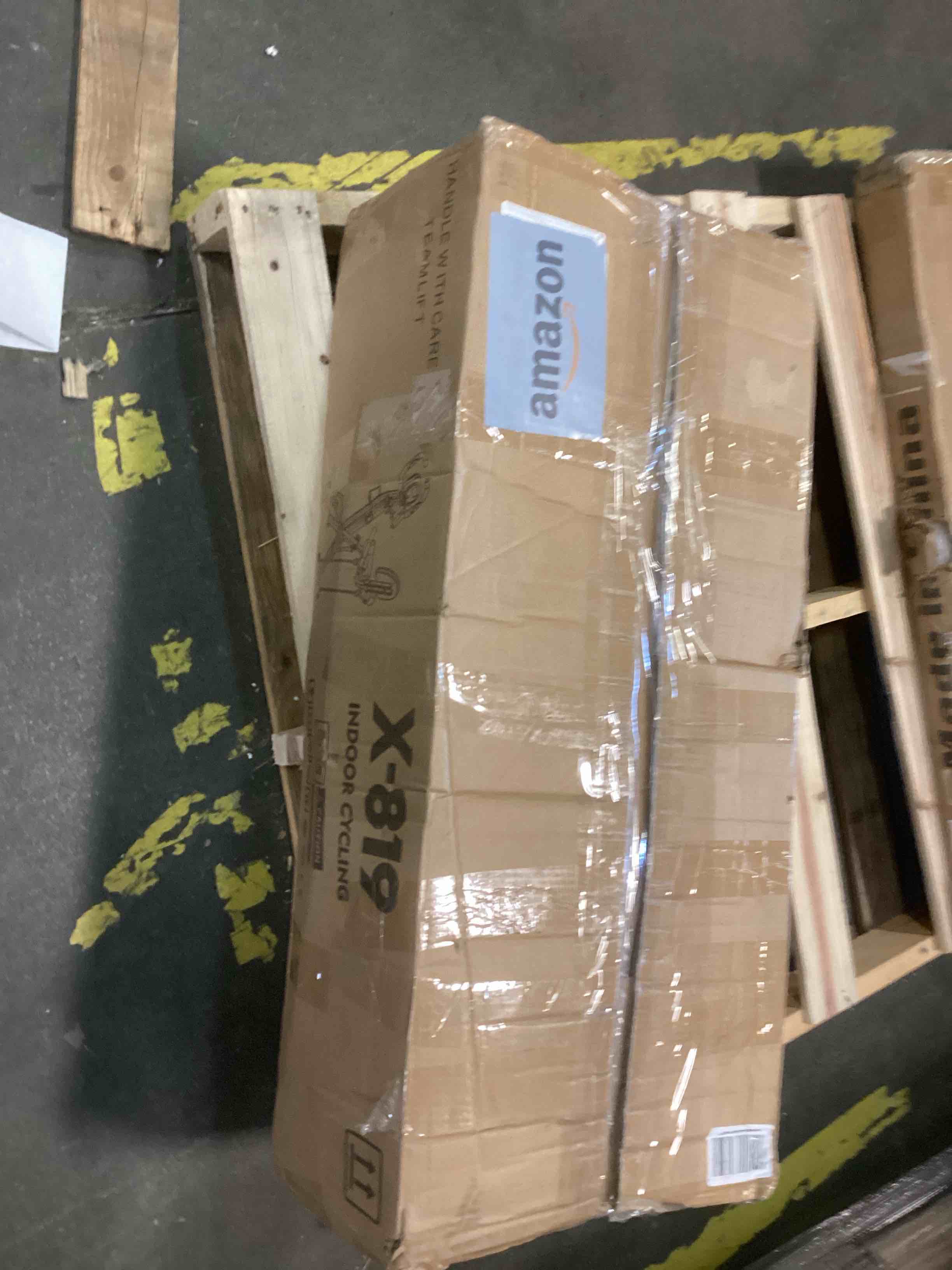 https://s3.amazonaws.com/lotting-images-prod/bidfta/GRN5915102_1710957267143.jpeg