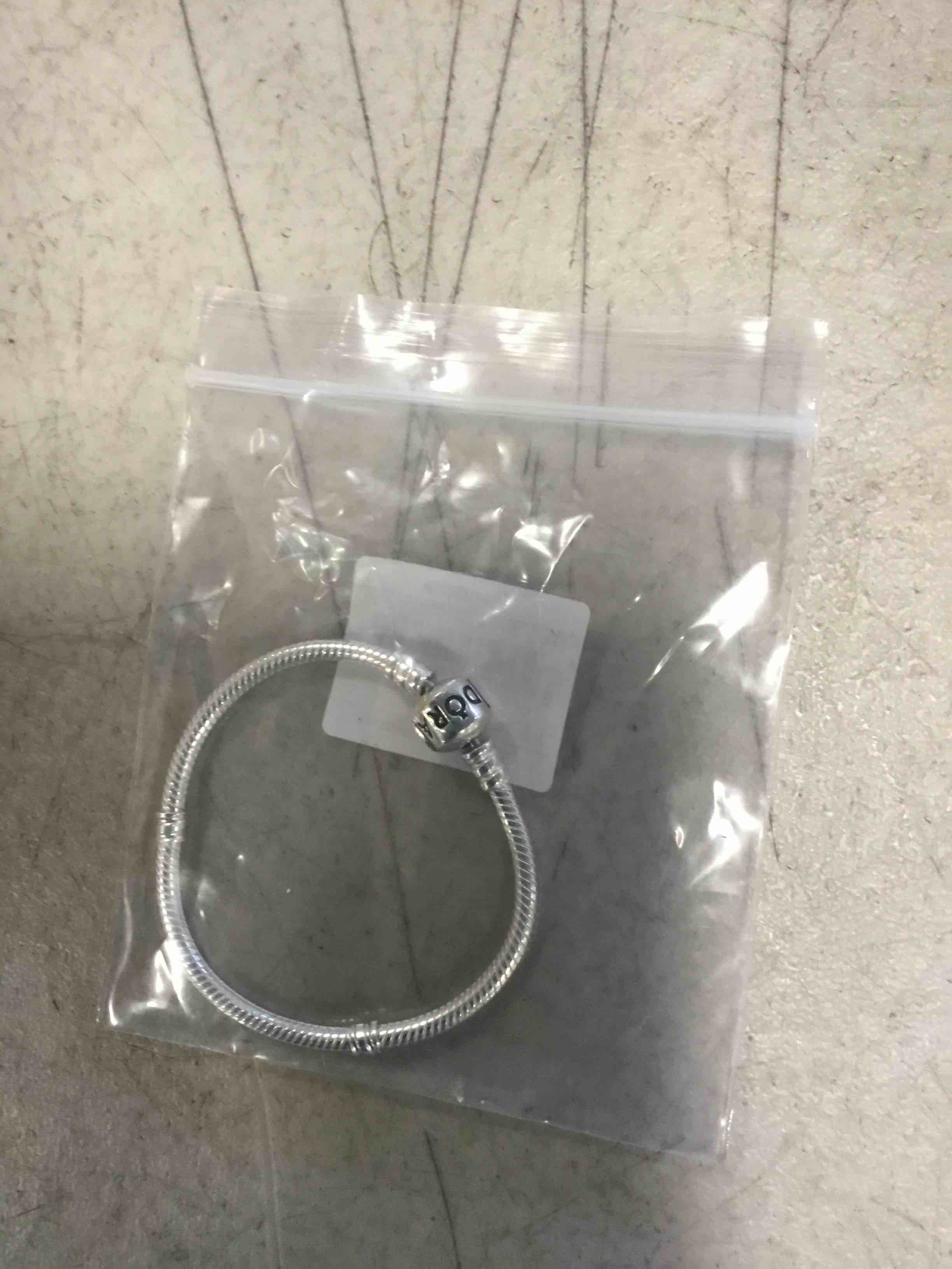 https://s3.amazonaws.com/lotting-images-prod/bidfta/GRN5917224_1710873183450.jpeg