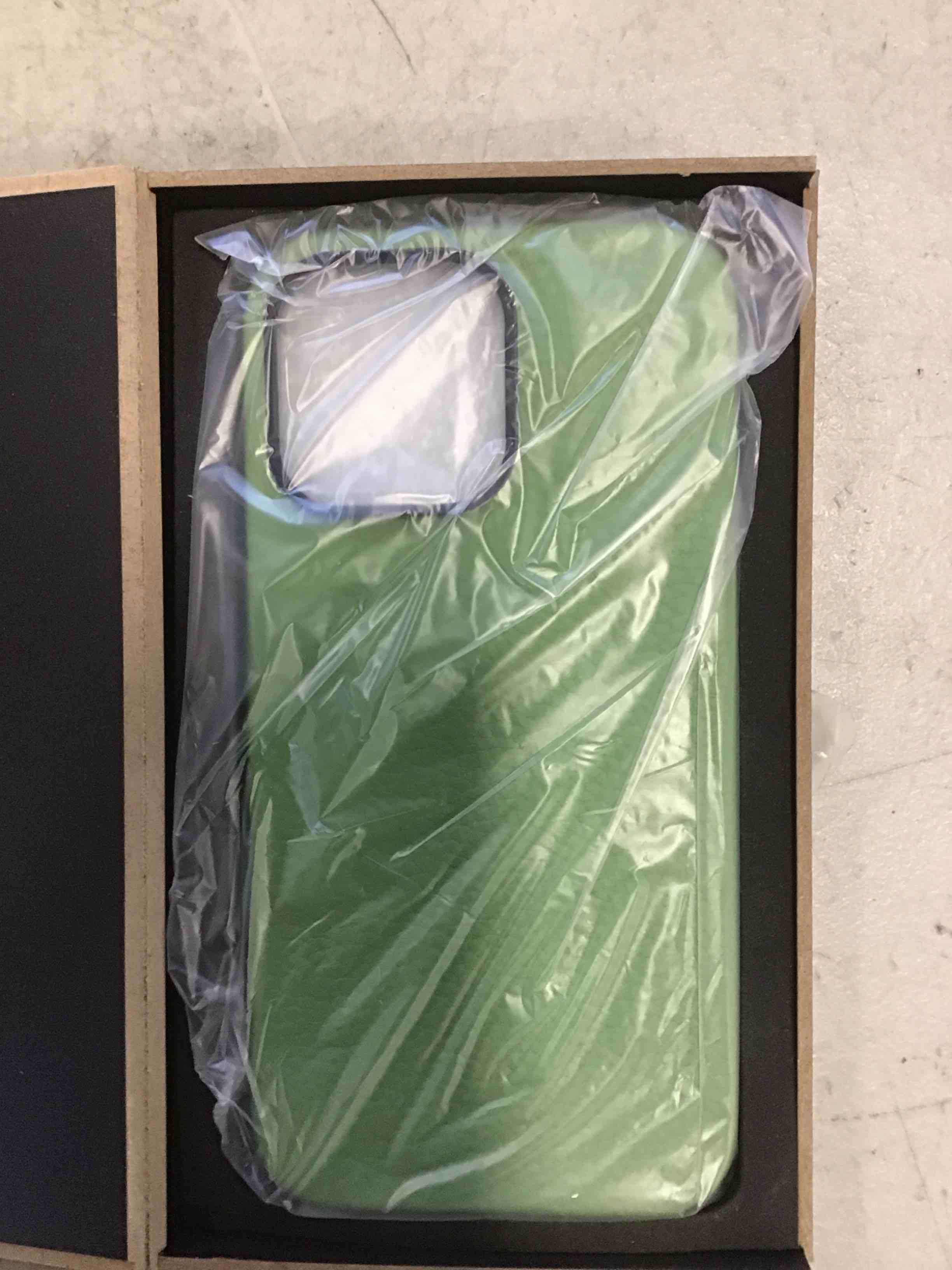 iPhone 14 pro max Leather case Green