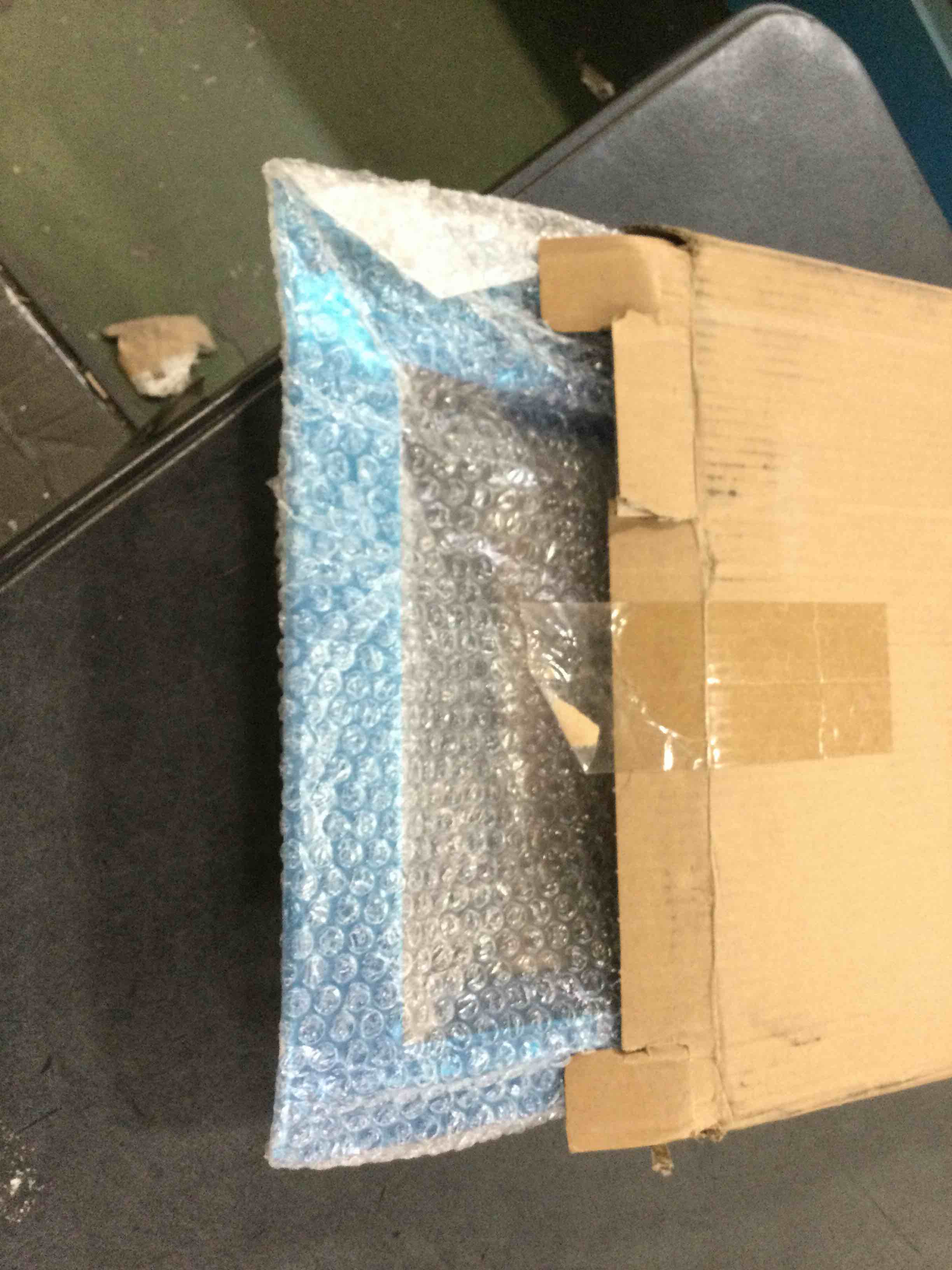 https://s3.amazonaws.com/lotting-images-prod/bidfta/GRN5919189_1712254182793.jpeg