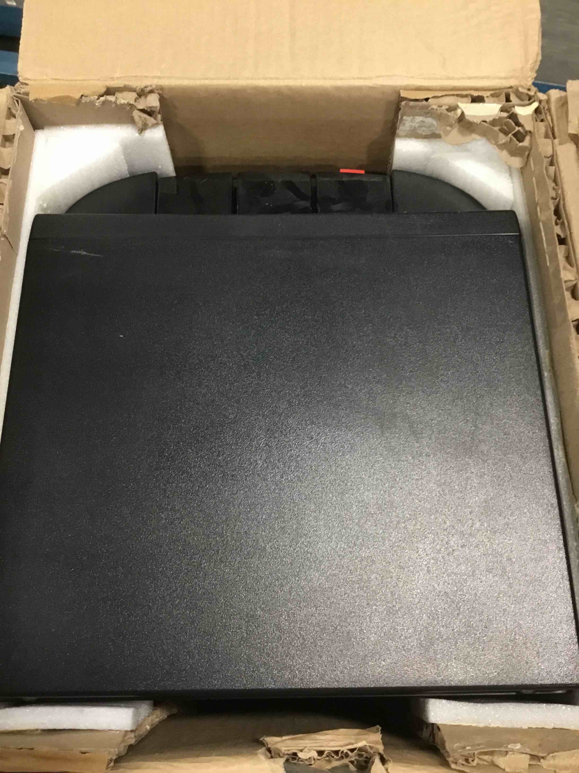 https://s3.amazonaws.com/lotting-images-prod/bidfta/GRN5920117_1711458075635.jpeg