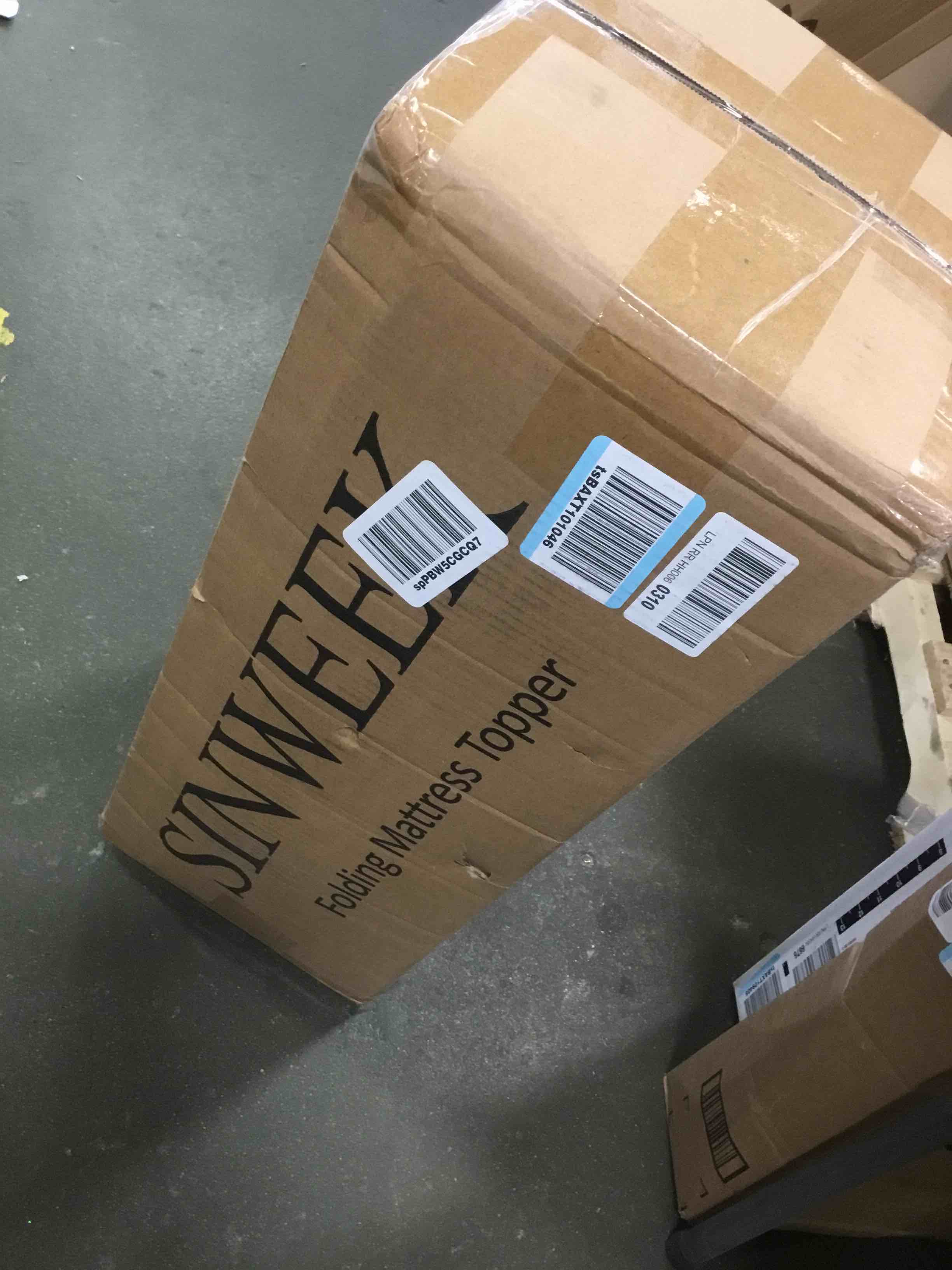 https://s3.amazonaws.com/lotting-images-prod/bidfta/GRN5920504_1711568751124.jpeg