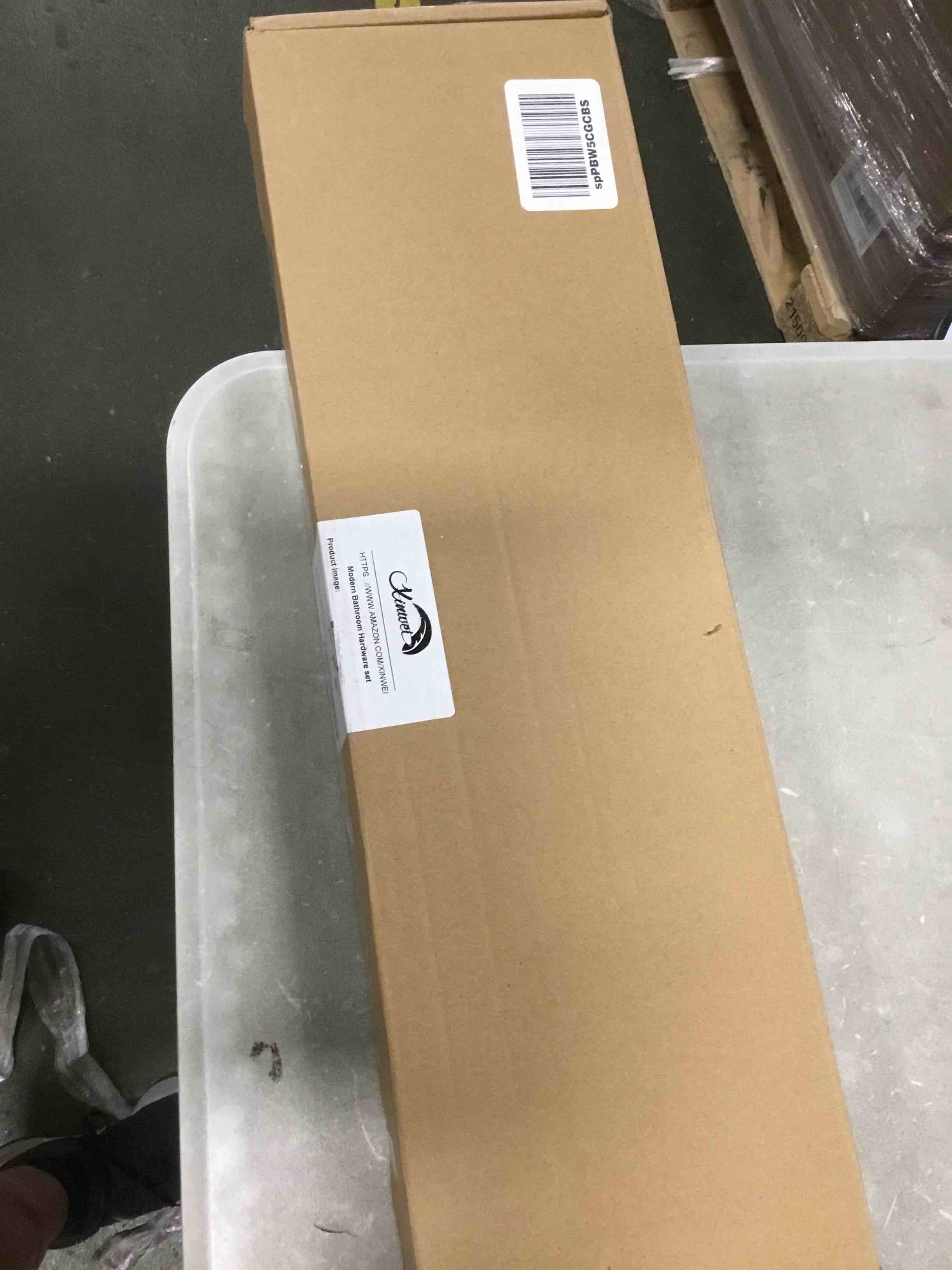 https://s3.amazonaws.com/lotting-images-prod/bidfta/GRN5920513_1711570050569.jpeg