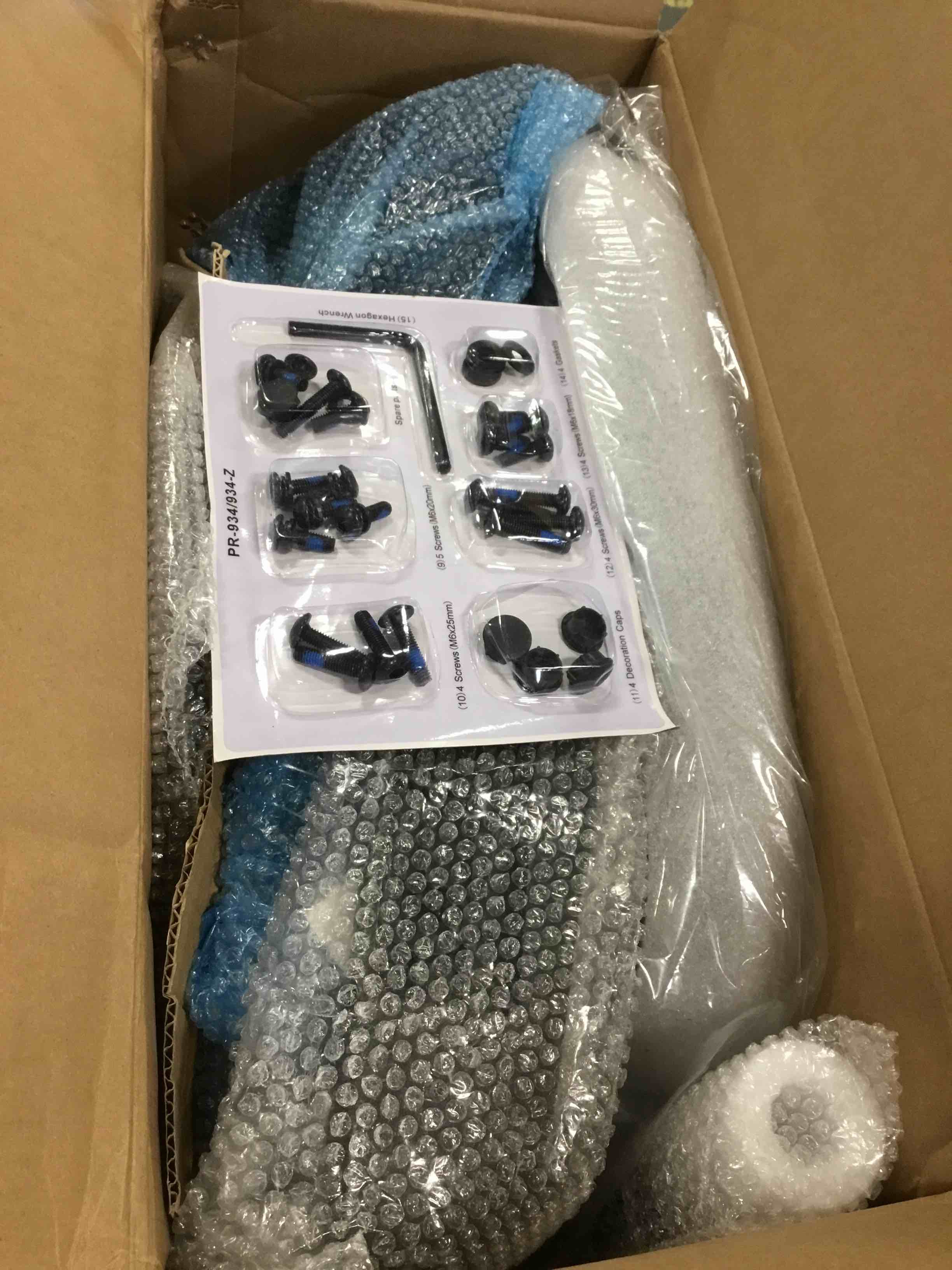https://s3.amazonaws.com/lotting-images-prod/bidfta/GRN5920593_1711637851621.jpeg