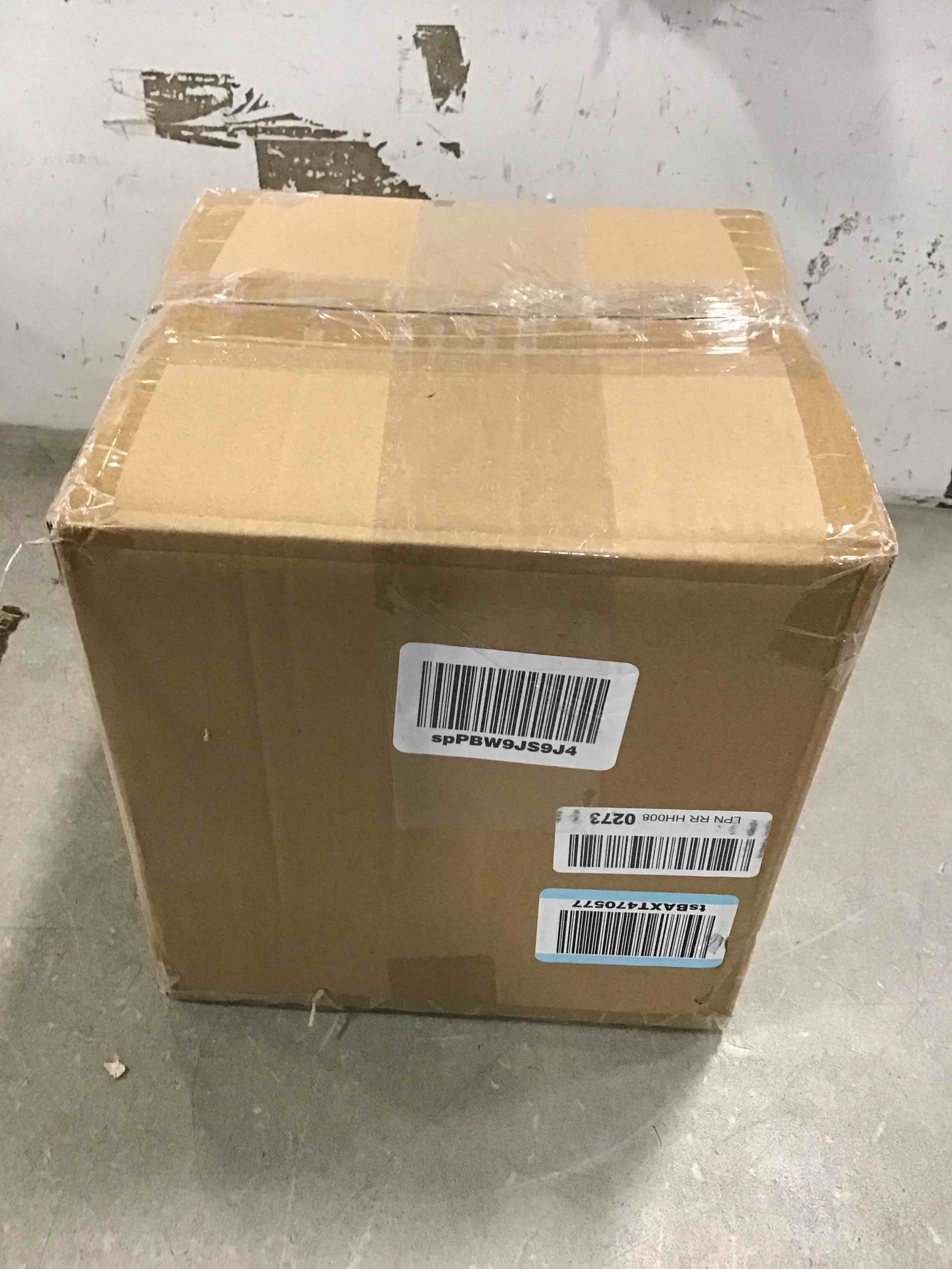 https://s3.amazonaws.com/lotting-images-prod/bidfta/GRN5921032_1711036485443.jpeg