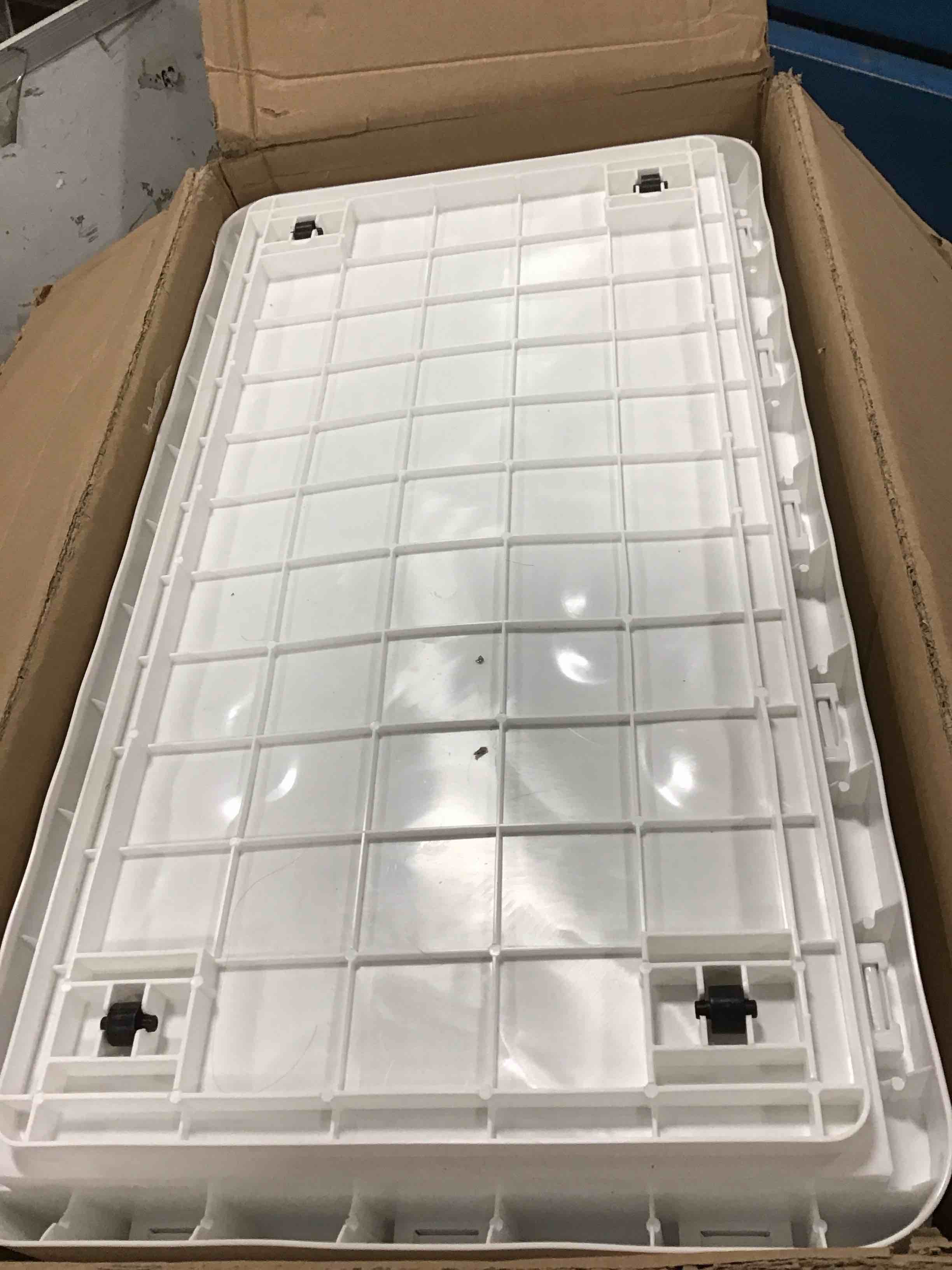 https://s3.amazonaws.com/lotting-images-prod/bidfta/GRN5921594_1711366640186.jpeg