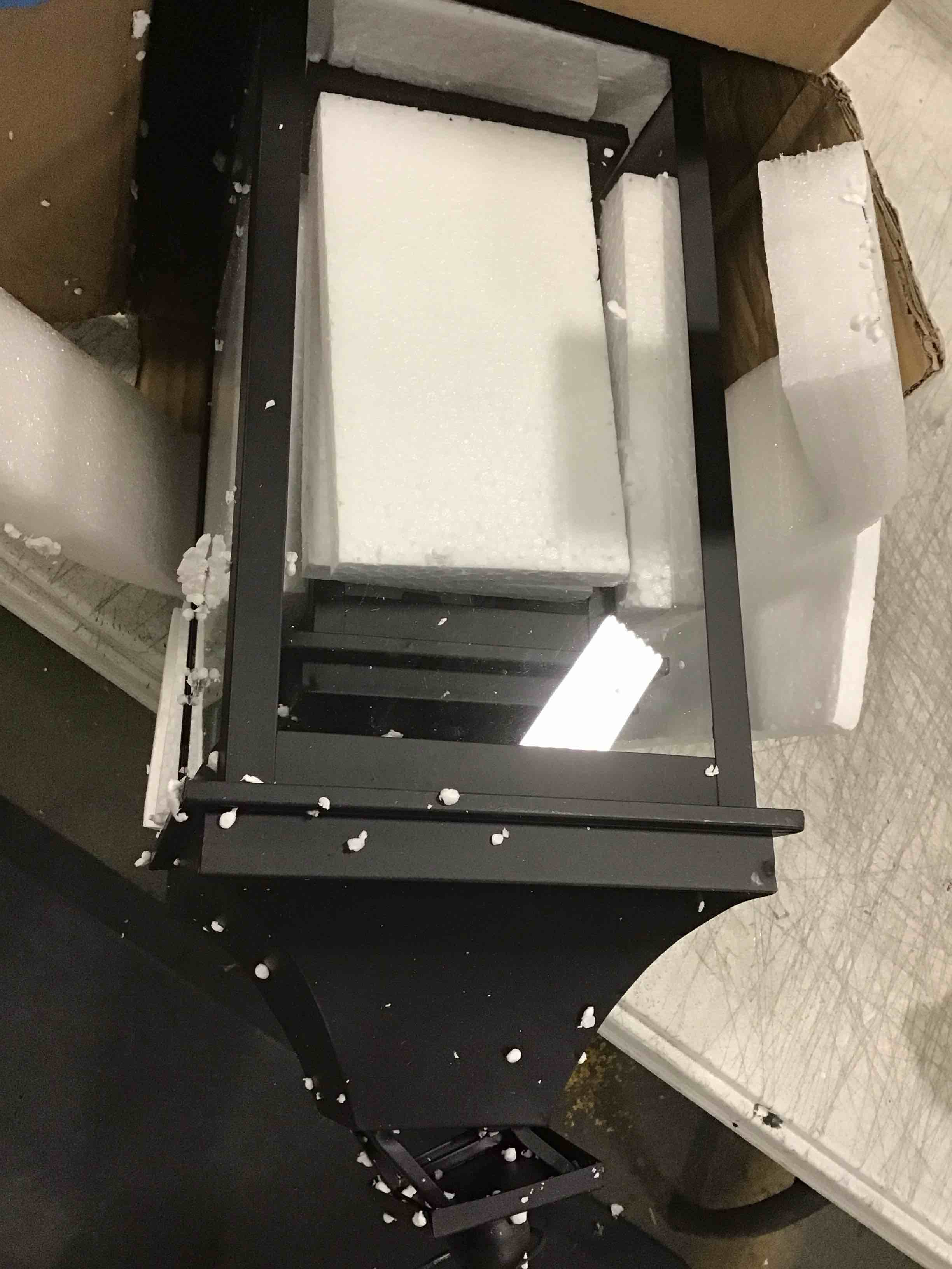 https://s3.amazonaws.com/lotting-images-prod/bidfta/GRN5921632_1711371500385.jpeg